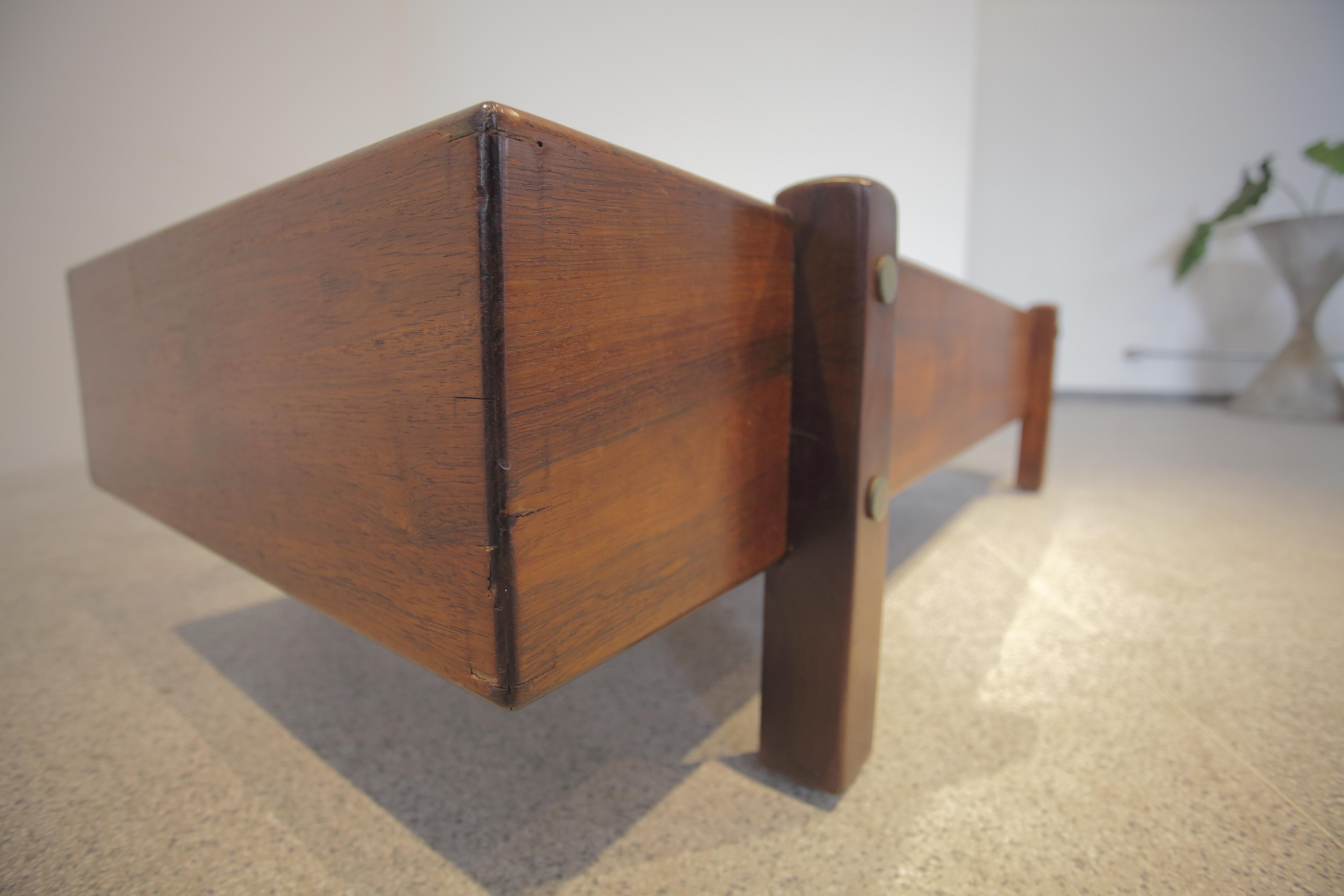 Eleh Side Table / Bench by Sérgio Rodrigues, Circa 1965 In Good Condition For Sale In São Paulo, SP
