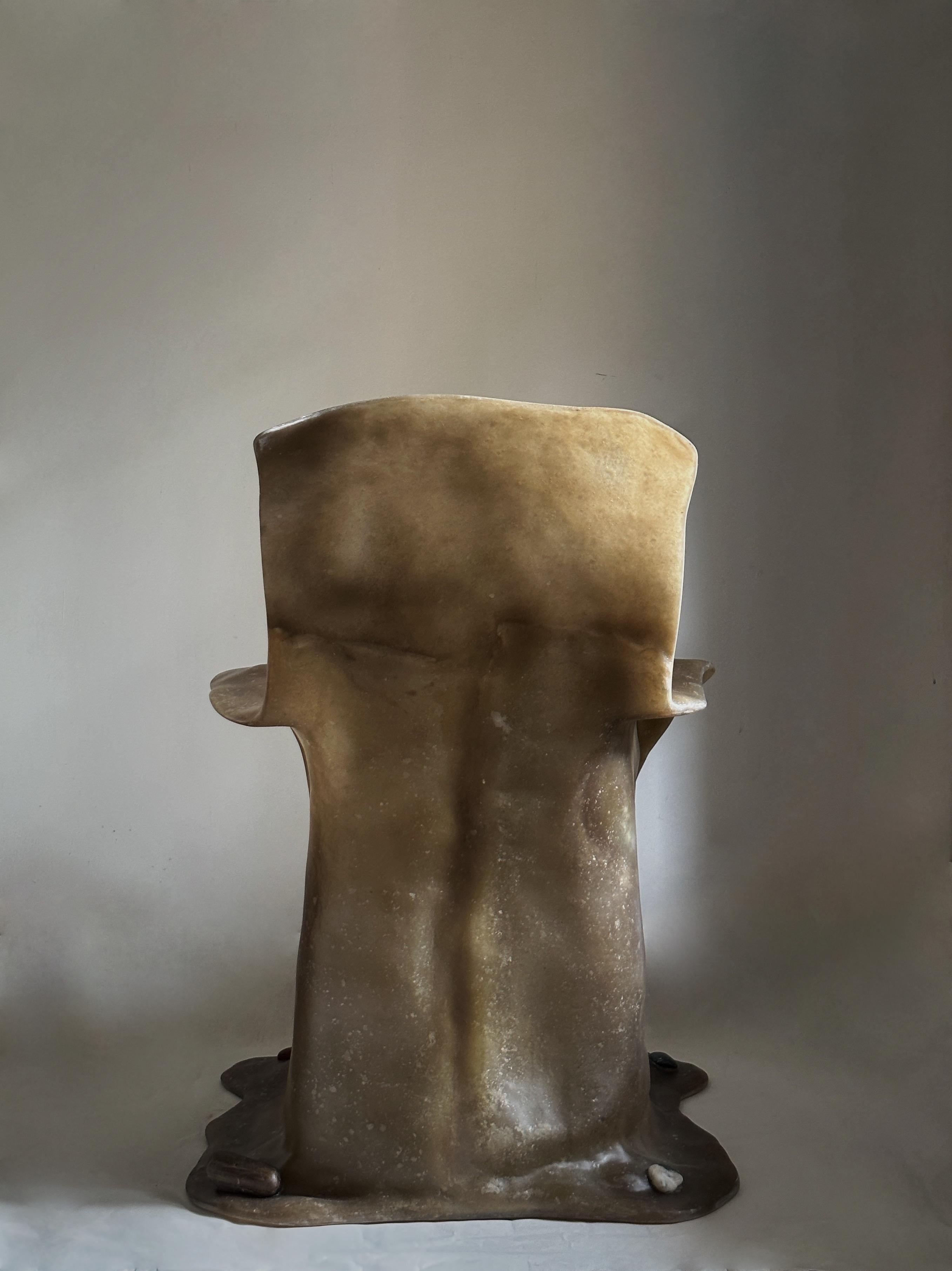 Sedia contemporanea unica di colore marrone muto con pietra di giada cinese di A. Stone in vendita 9