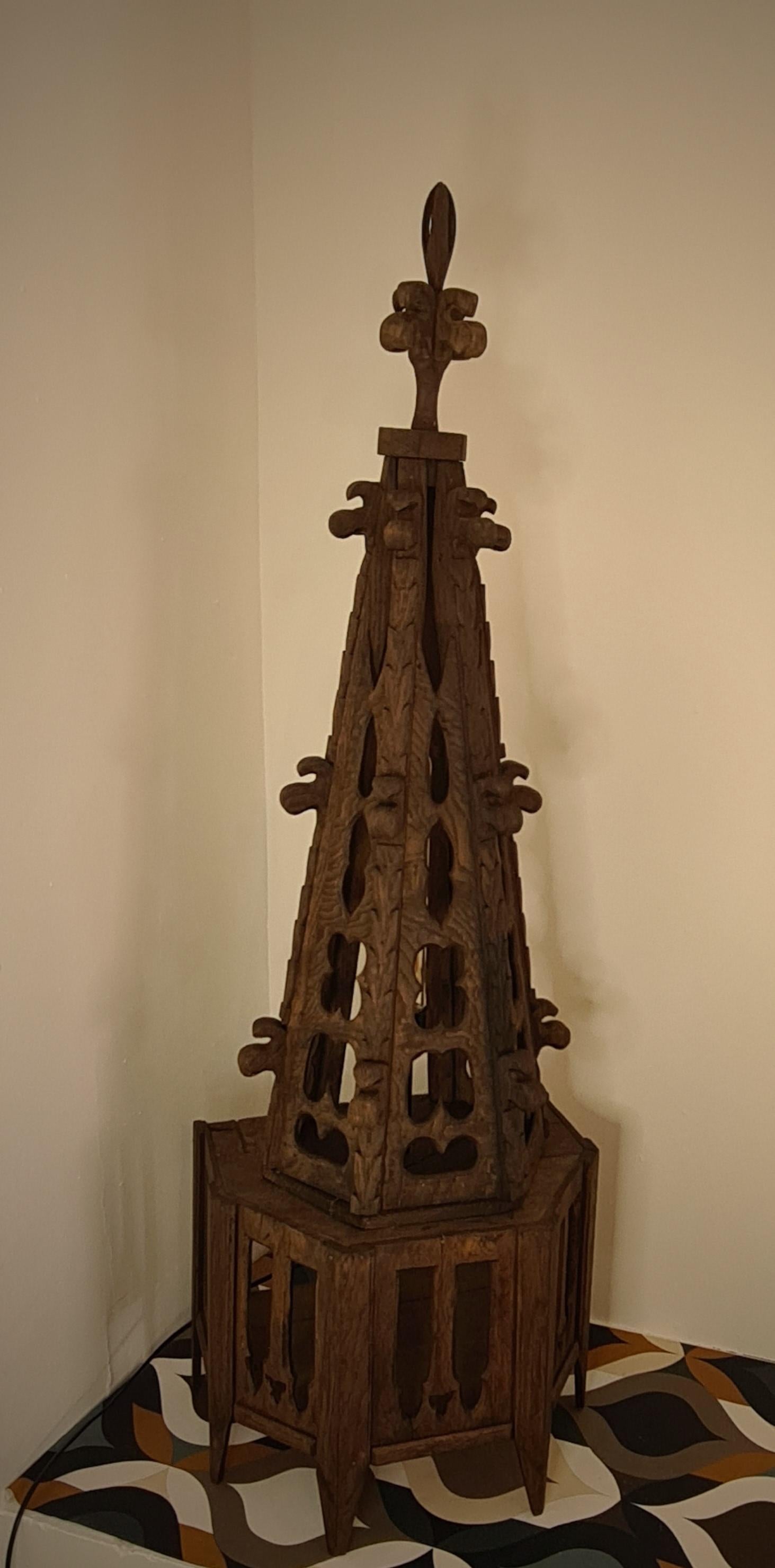 Element of church decoration, Pinnacle transformed into a lamp In Good Condition In TARBES, FR