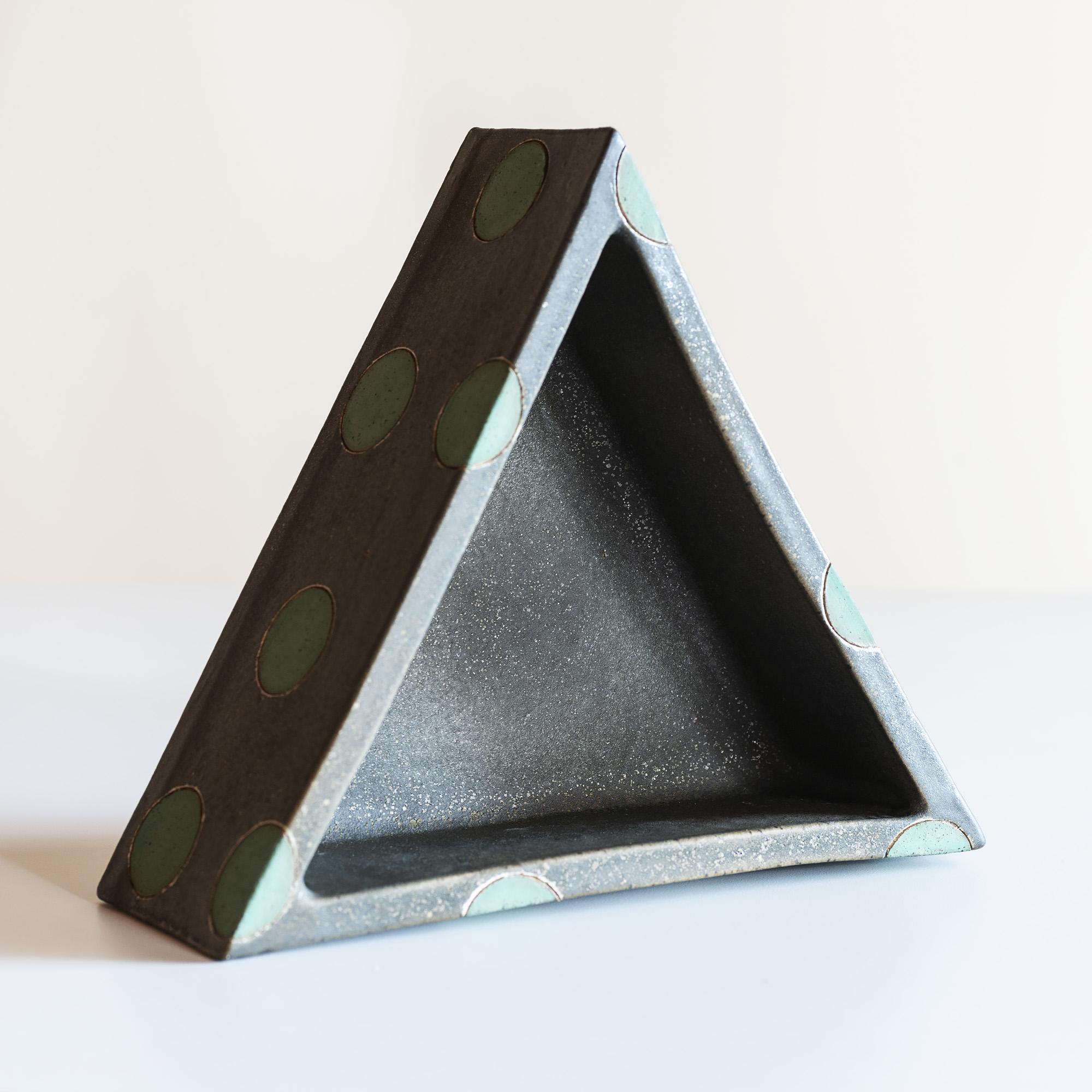 Elemental Triangular Polka Dot Vessel by Matthew Ward, New Mexico, 2019 In New Condition In Sylacauga, AL