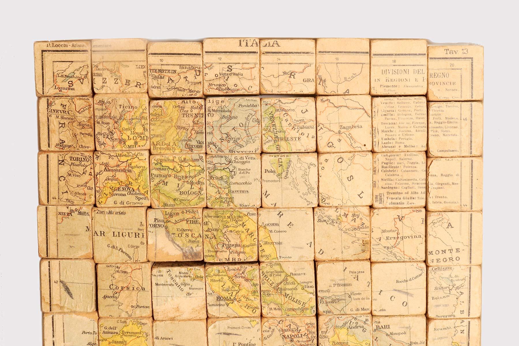 Elementarer spielerischer Atlas in Form eines Puzzles, von D. Locchi, Paravia, Italien 1920 (Italienisch) im Angebot