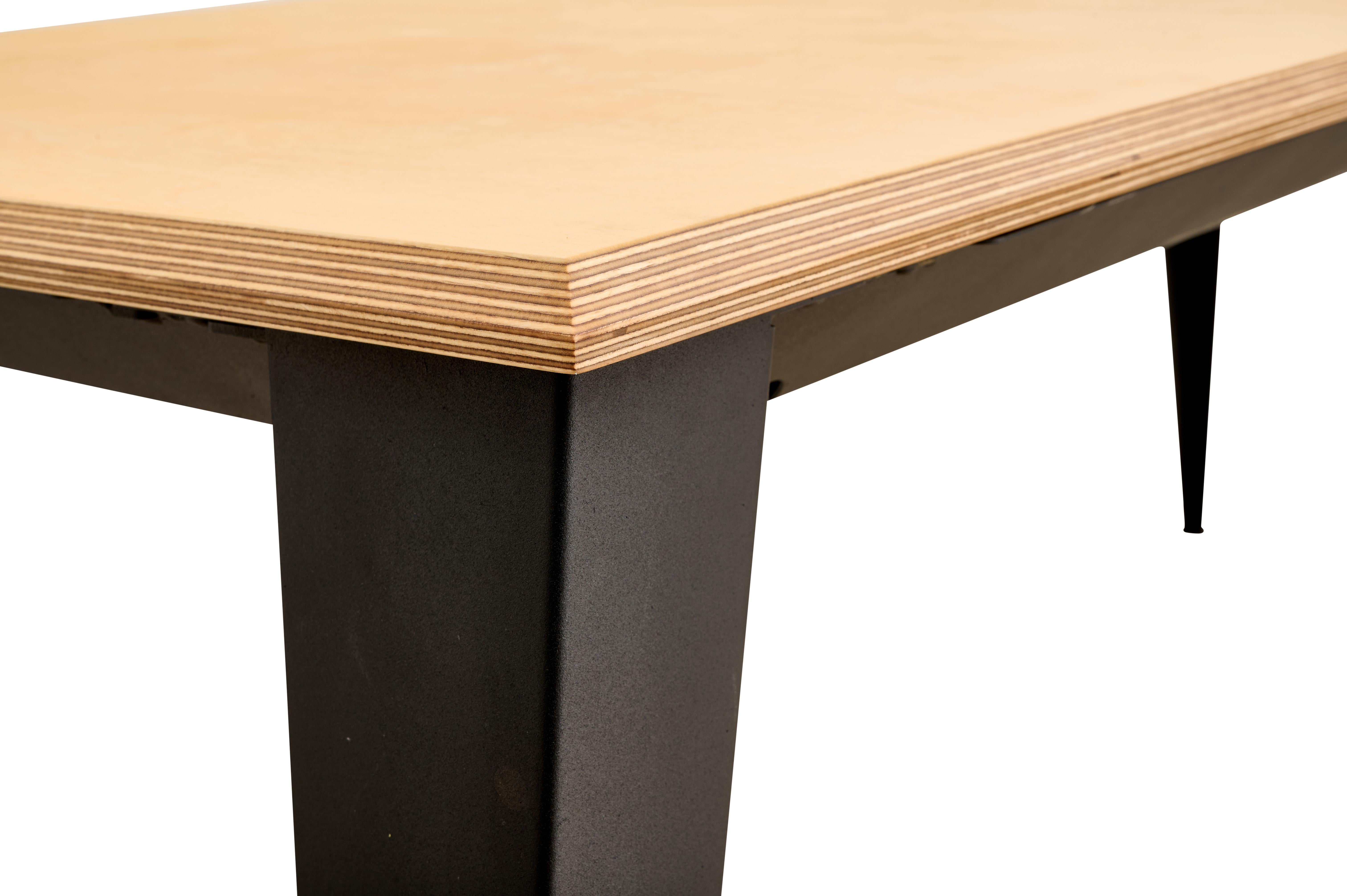 Industrial Manna Elemento designer table  For Sale