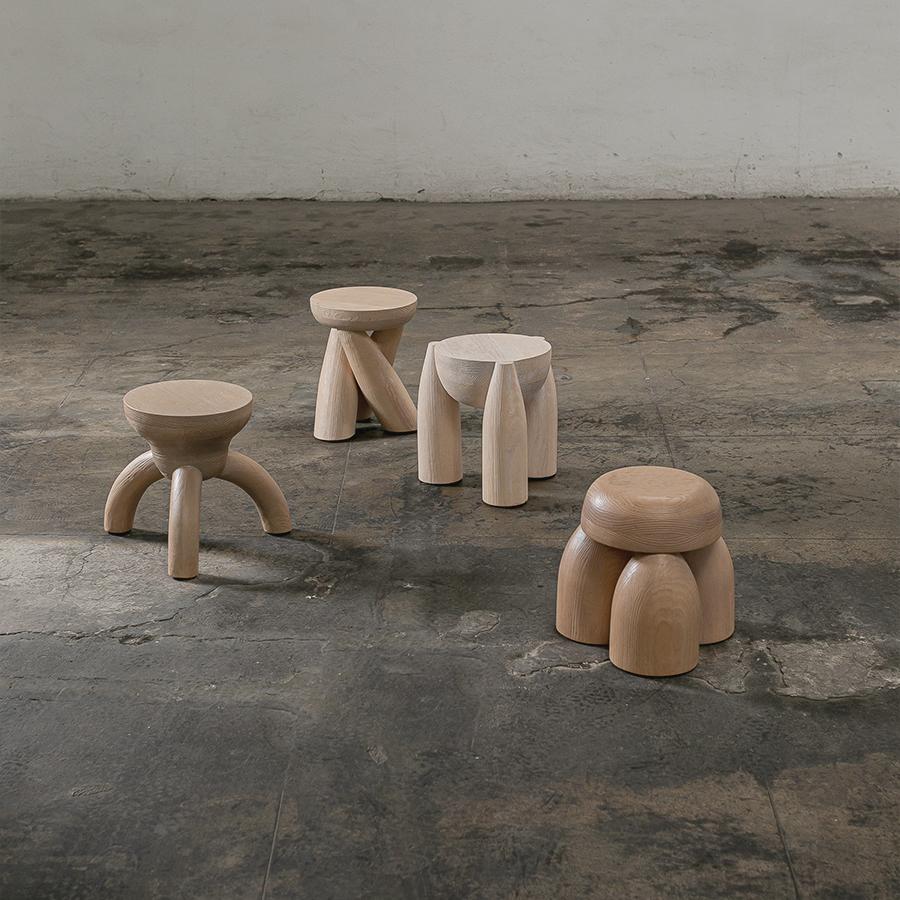 XXI secolo e contemporaneo Set Elementos in legno di pino in vendita