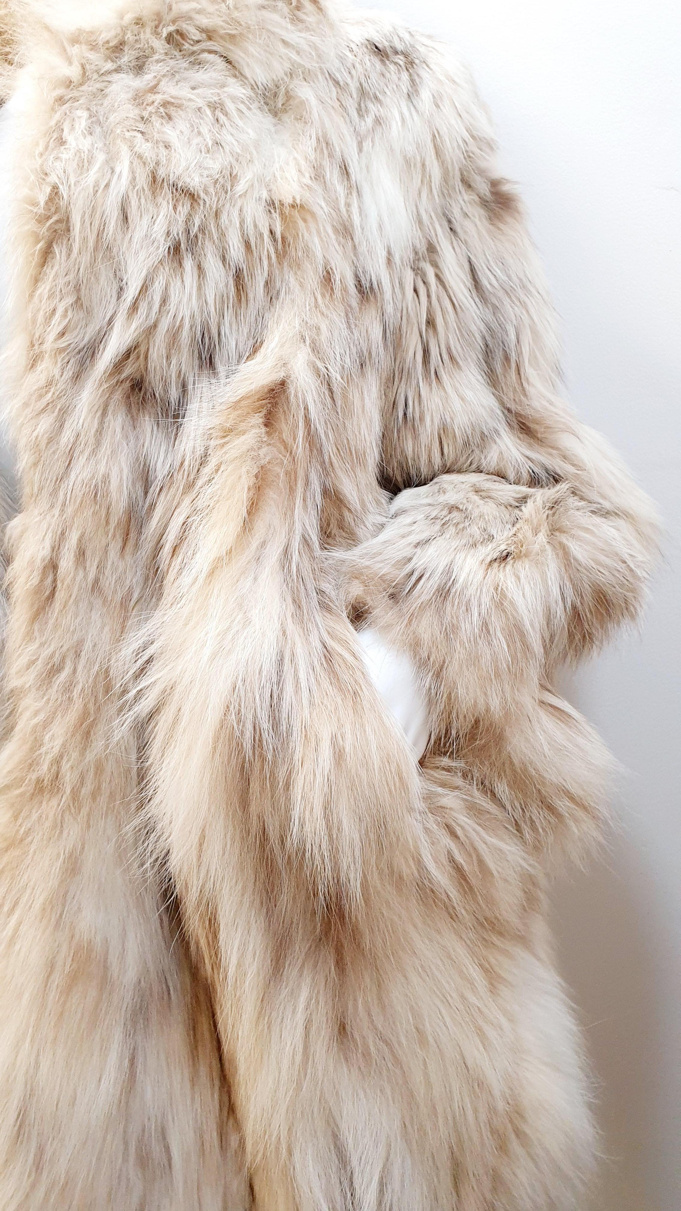 Women's or Men's Elena Benarroch white lavish lynx fur coat