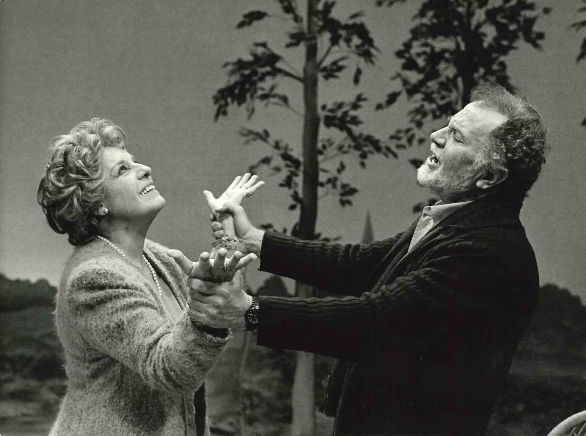 Foto vintage in bianco e nero realizzata da Elena Bono.

Condizioni eccellenti.