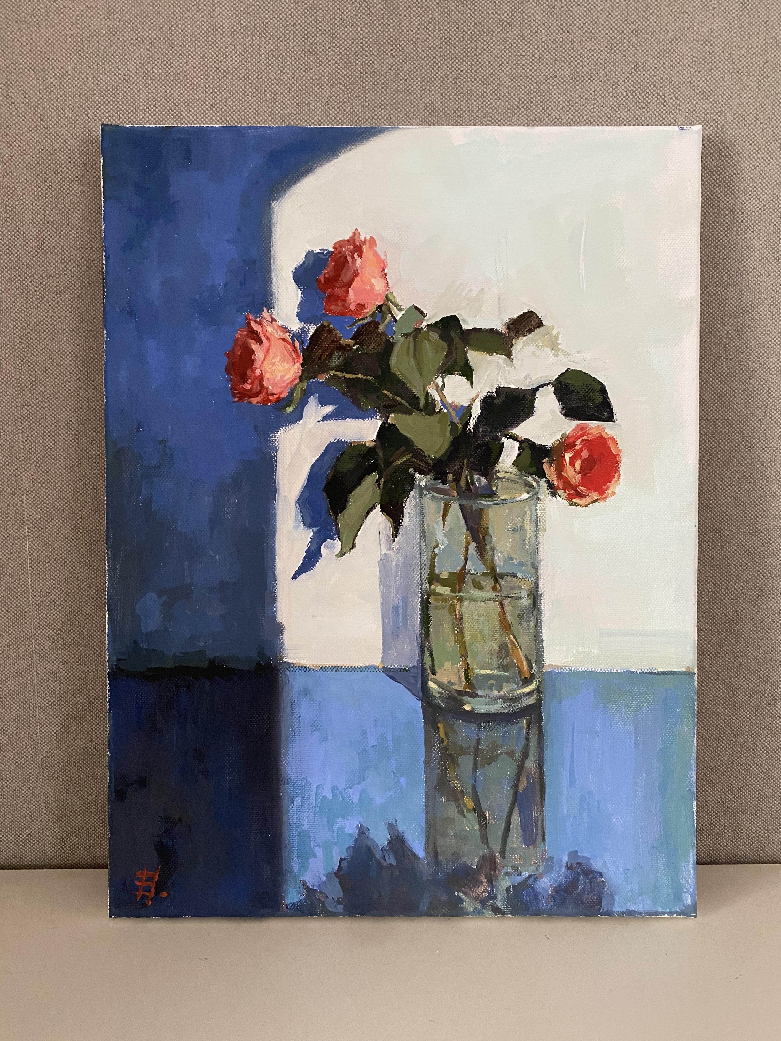 Glas, Licht, Rosen. Ölgemälde, alla prima, Impressionismus, bildende Kunst – Painting von Elena Bulatova