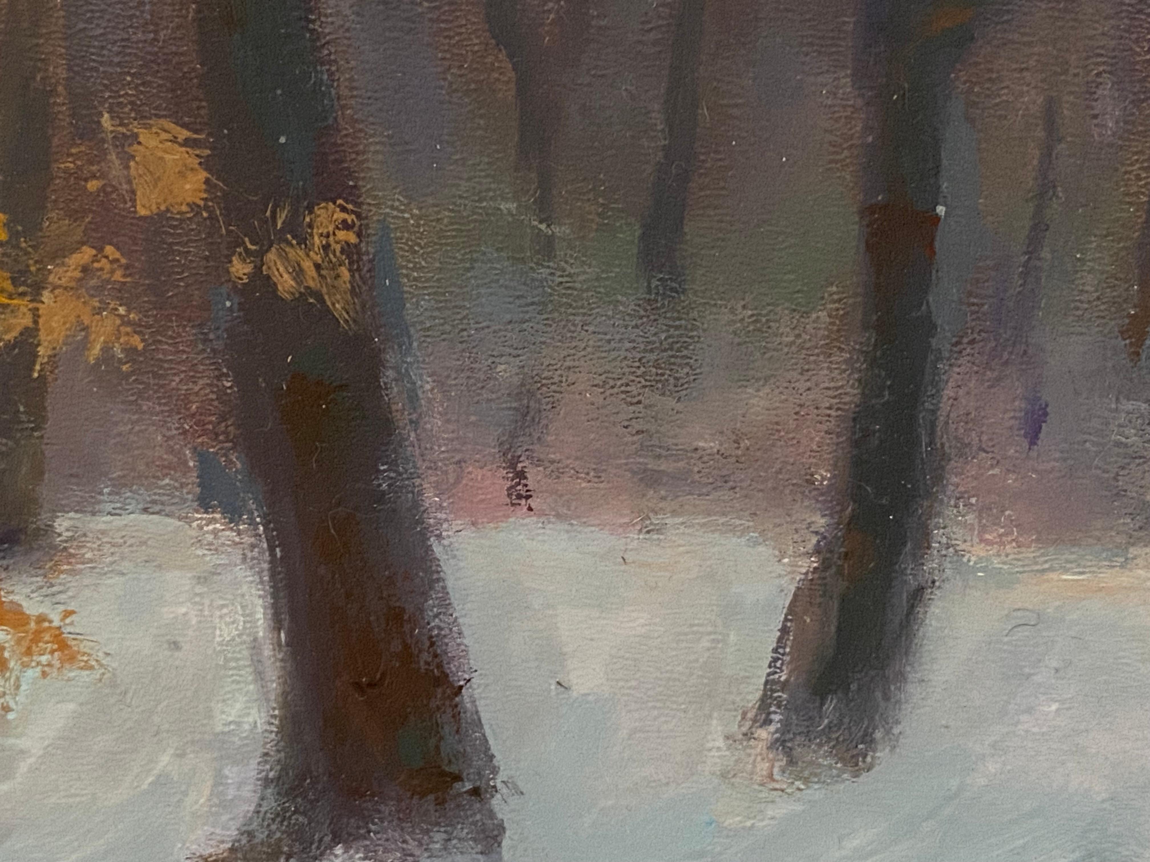Dieses Gemälde entstand alla prima während einer Pleinair-Session im Englischen Garten in München. Es zeigt einen ruhigen Wintertag, an dem der Nebel die Umrisse der Bäume aufweicht und die Luft mit Stille erfüllt. Inmitten der kühlen Töne von