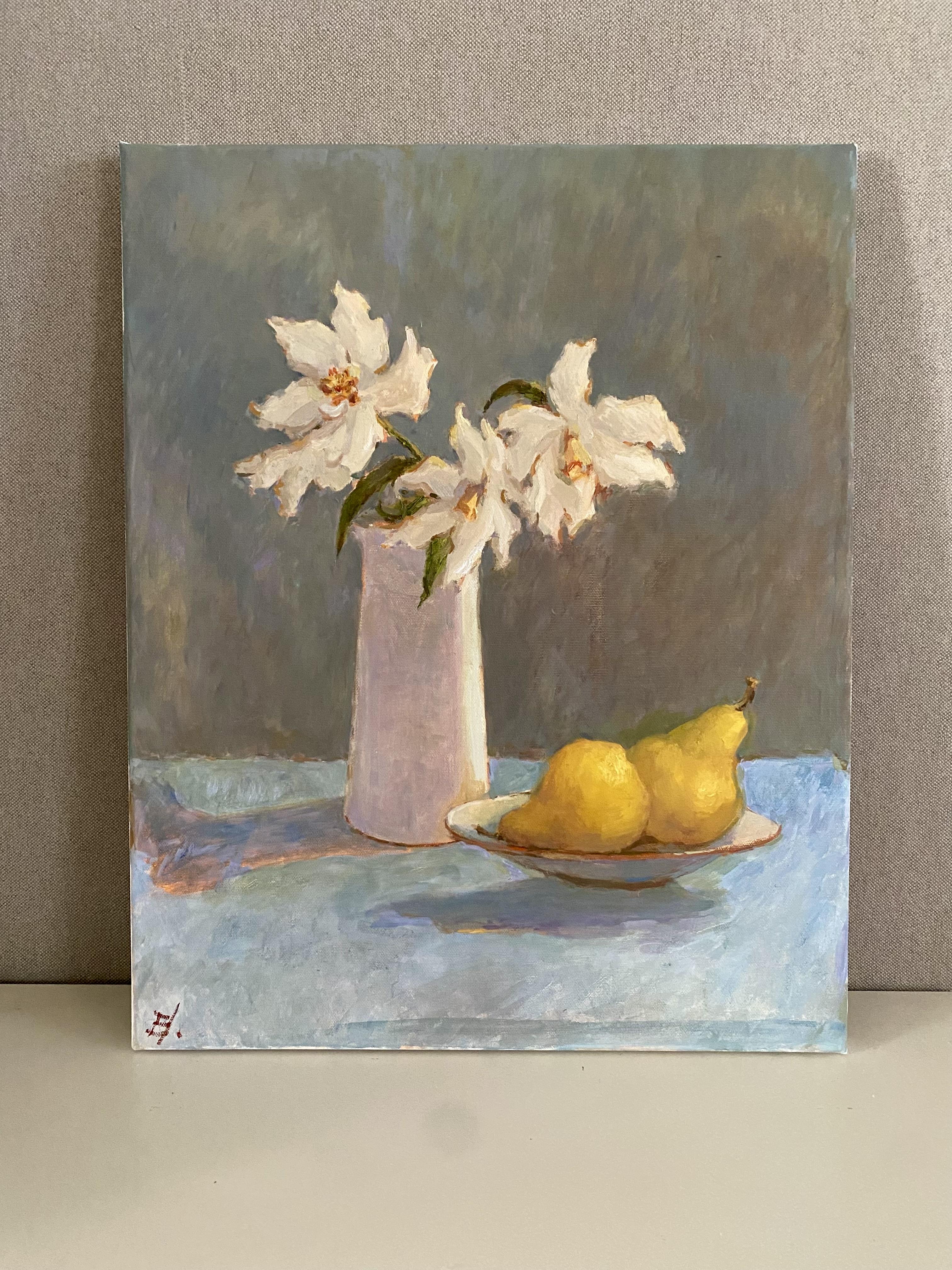 Trois fleurs, deux poires - Painting de Elena Bulatova