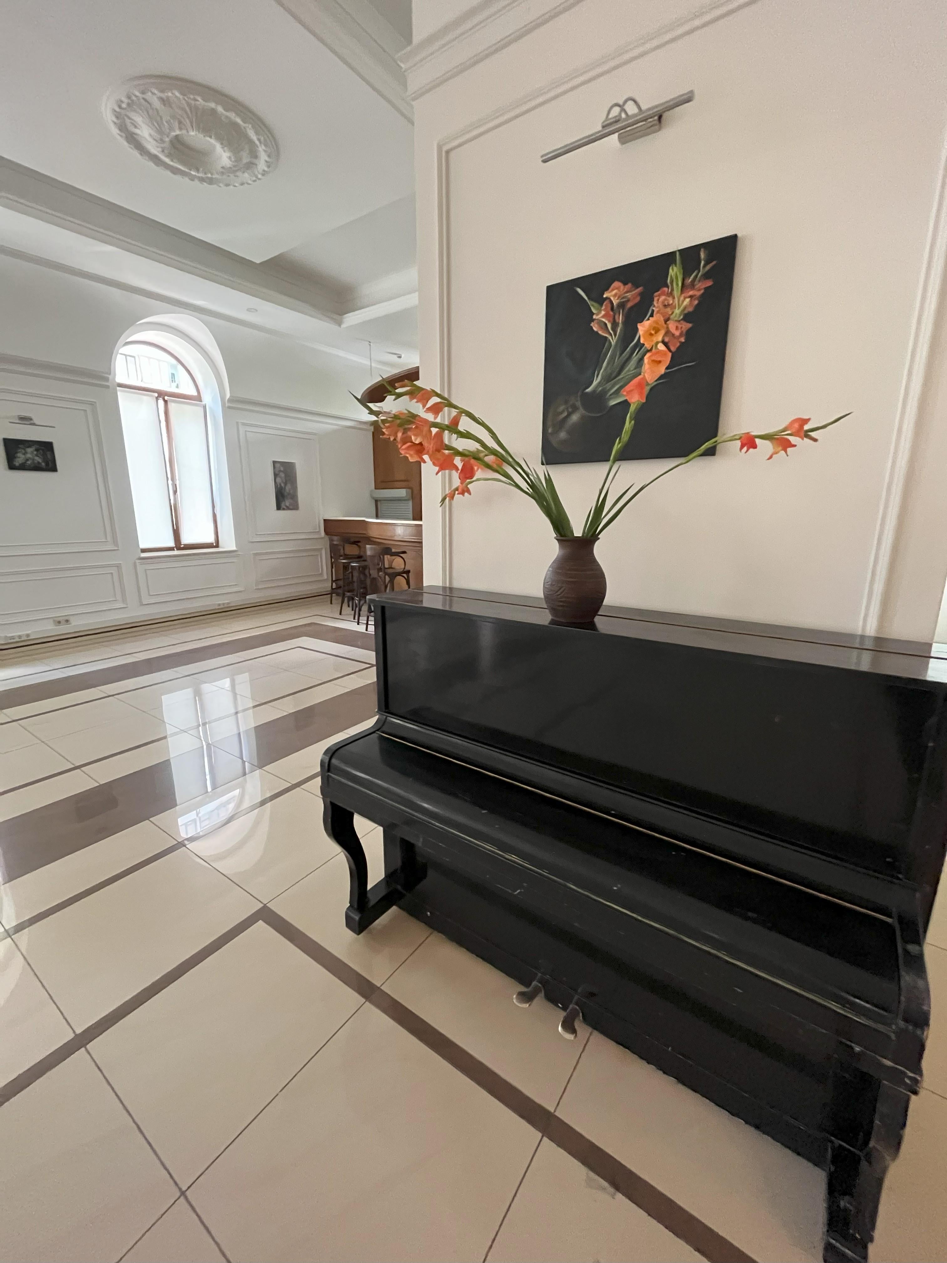 Les Gladilouses - Impressionnisme Painting par Elena Khokhryakova