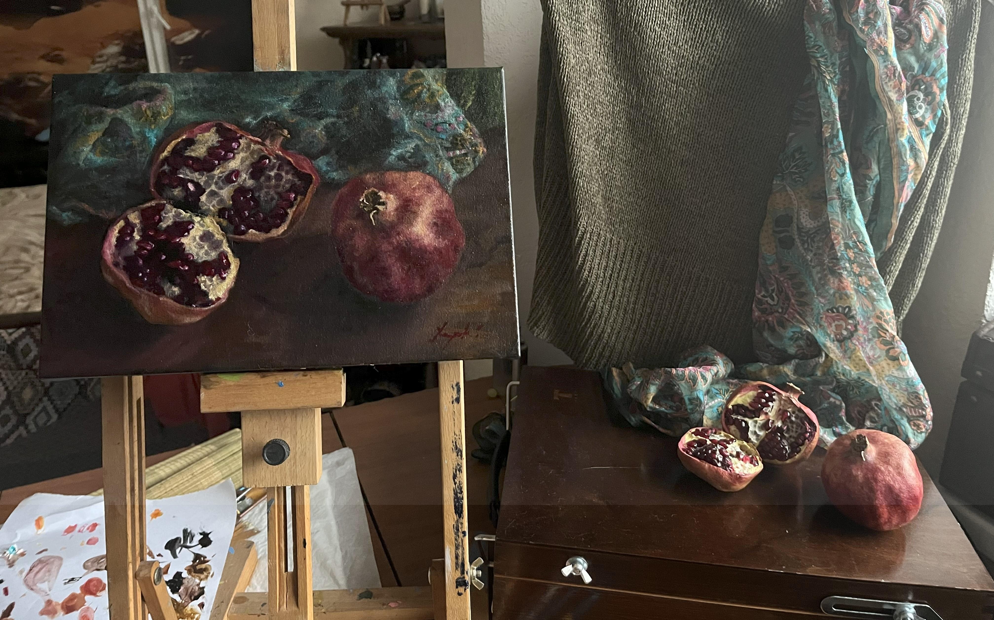 Grenades - Réalisme Painting par Elena Khokhryakova