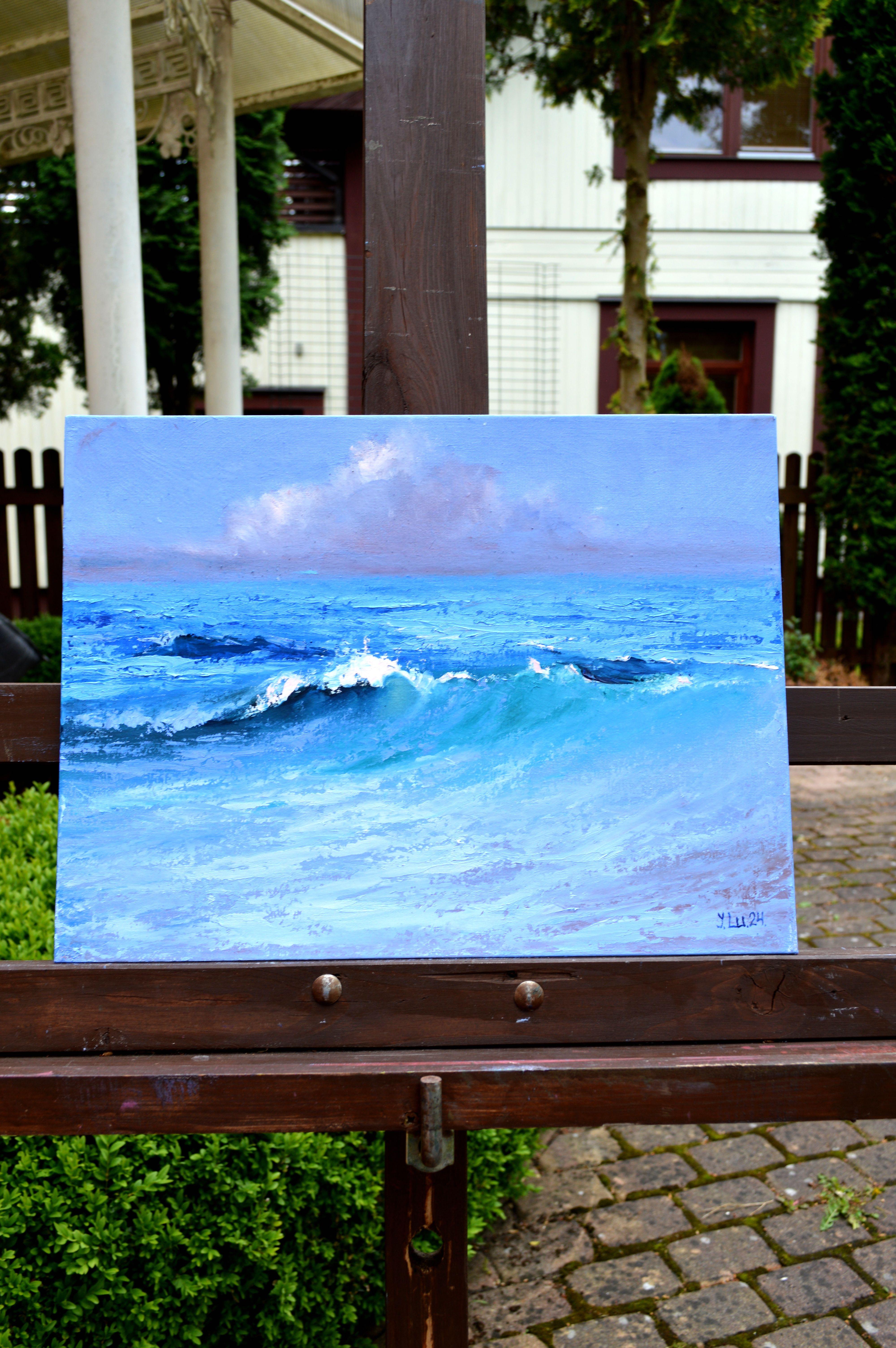 In questo pezzo ho catturato il vigore incessante del mare. Utilizzando gli oli, ho mescolato l'espressionismo con elementi di impressionismo e realismo, permettendo alle onde tempestose e ai cieli tranquilli di evocare uno spettro di emozioni.