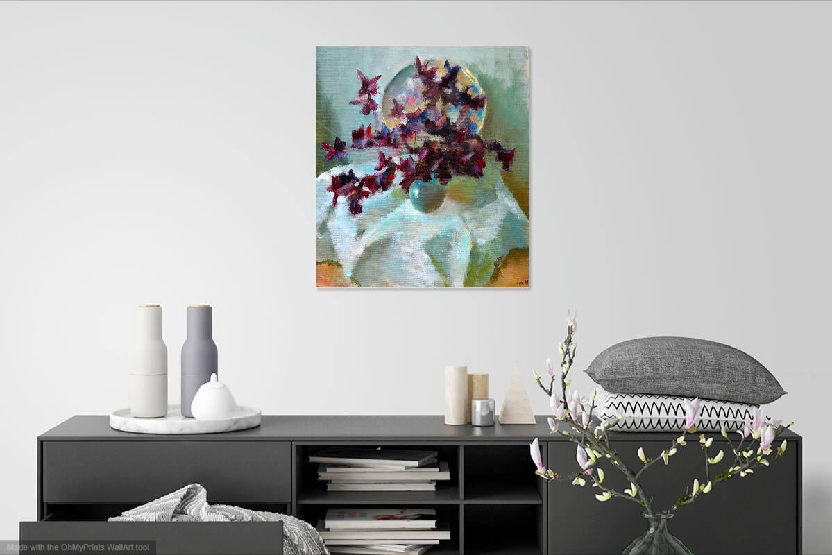 Blumenstrauß mit flatterndem Schmetterling im Angebot 12