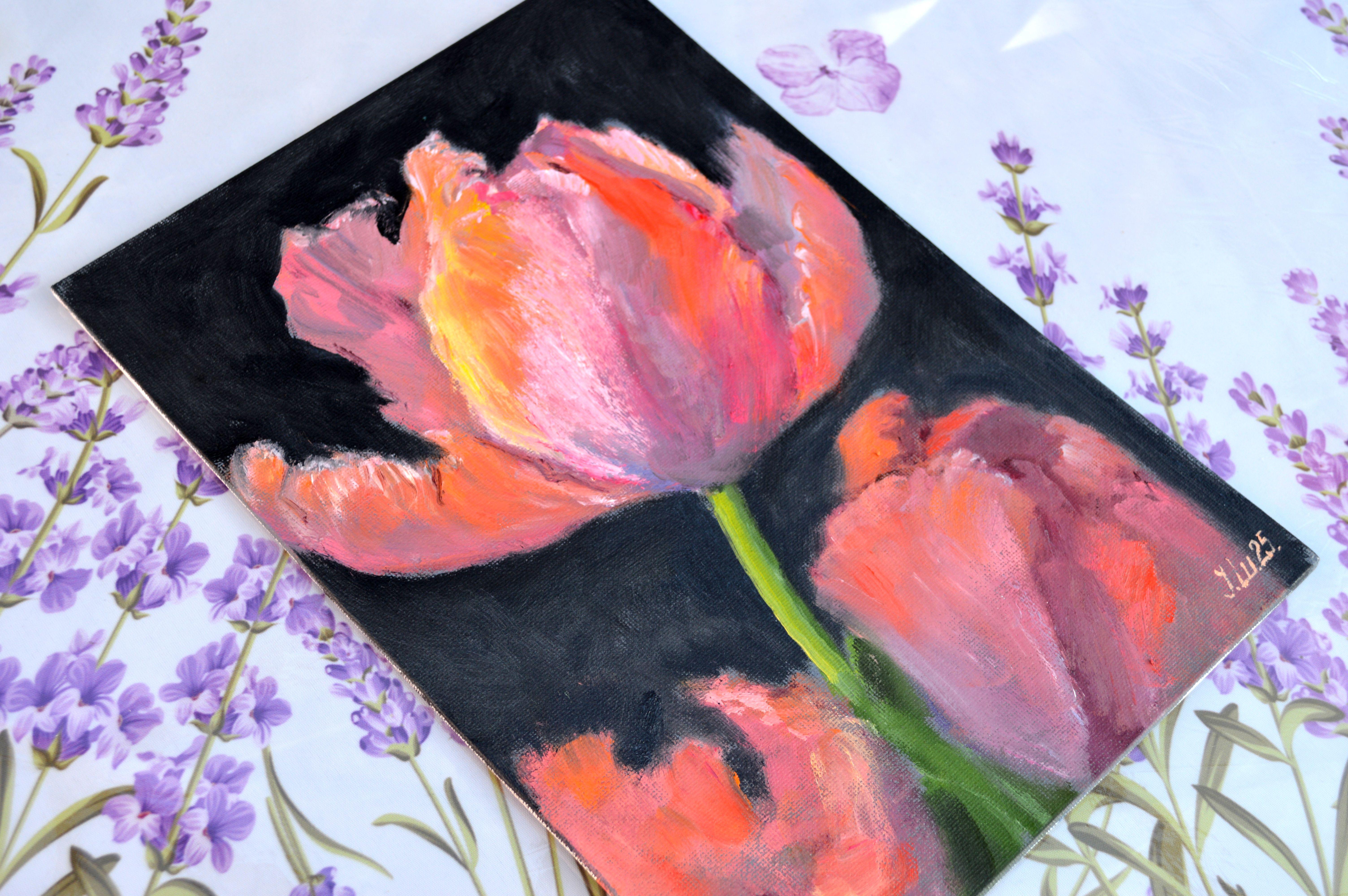 Tulipanes de coral 3 - Interior Painting Gris de Elena Lukina