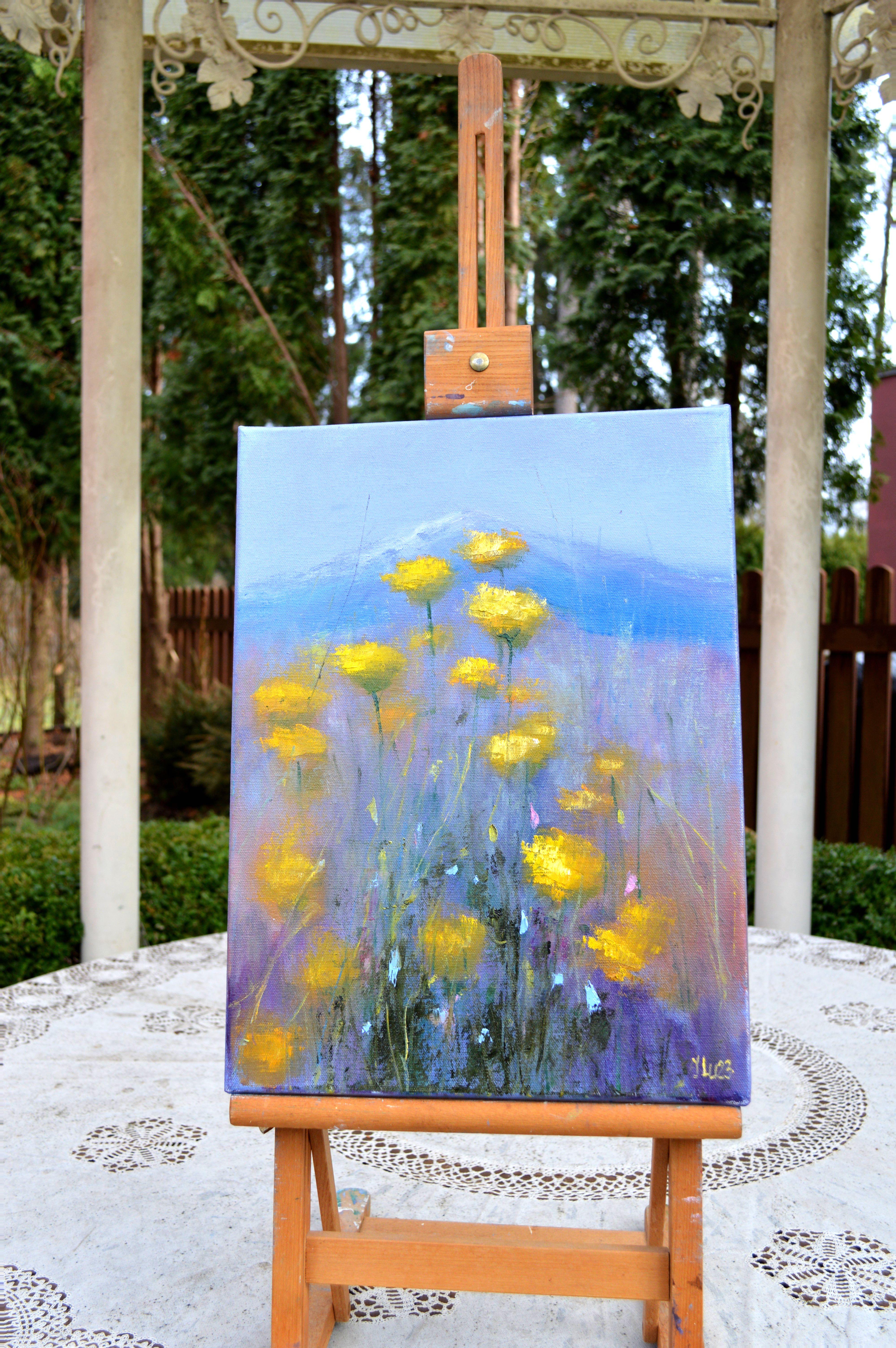 Gentle Mountain meadow (Grau), Landscape Painting, von Elena Lukina