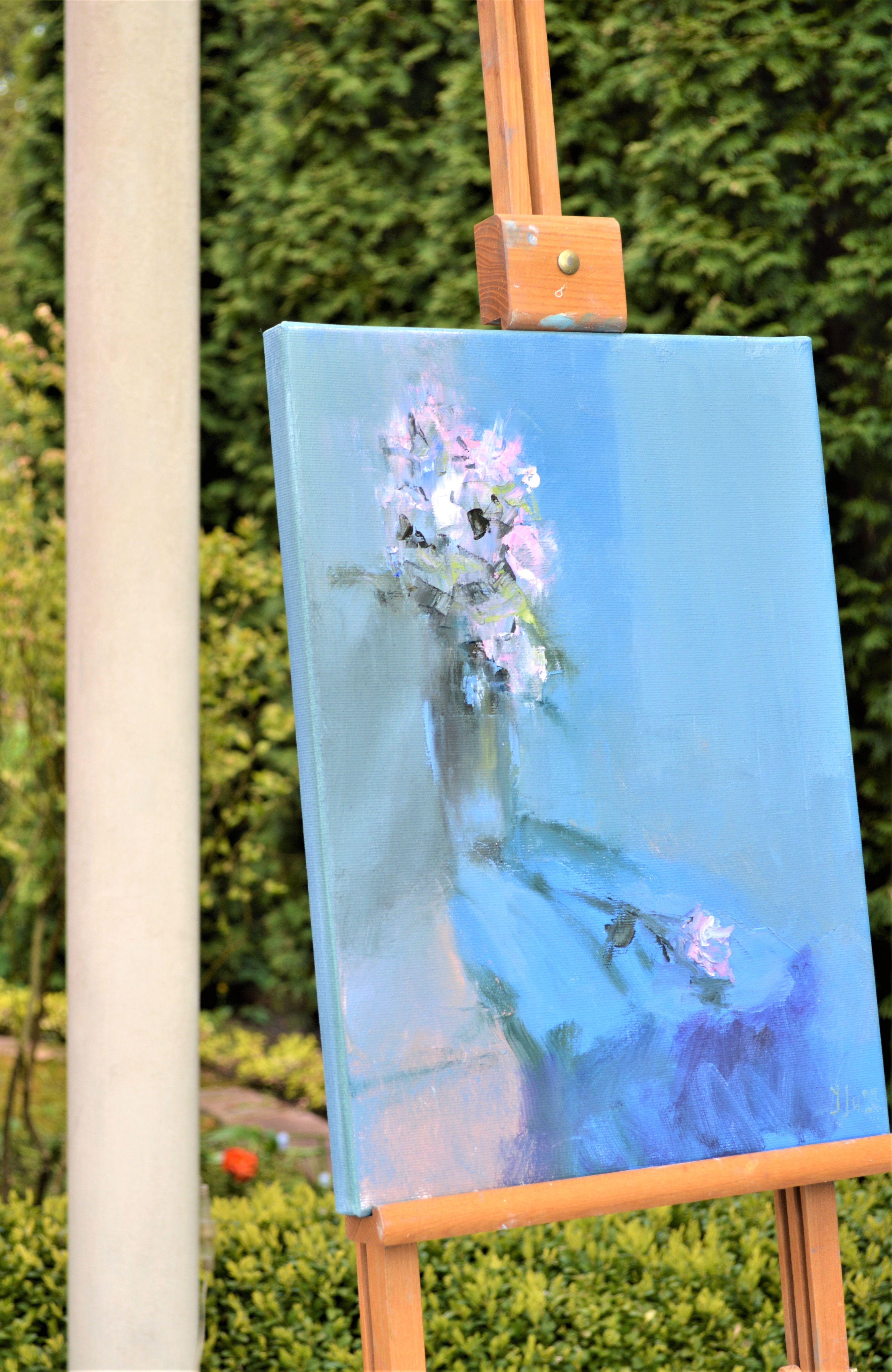 Impromptu with a morning rose - Blue Still-Life Painting by Elena Lukina