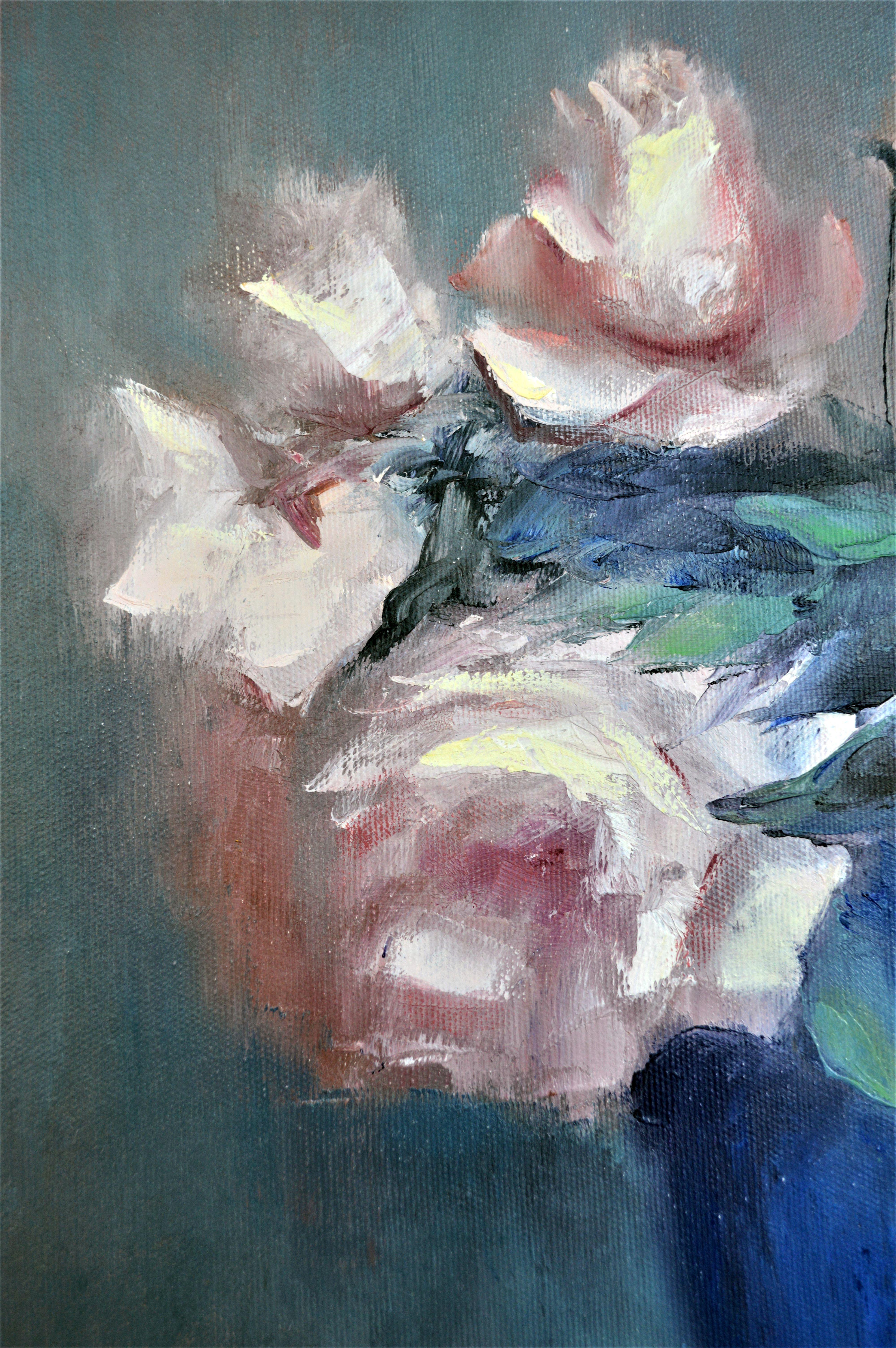 Roses dans un vase bleu 50X70 peinture à l'huile en vente 11