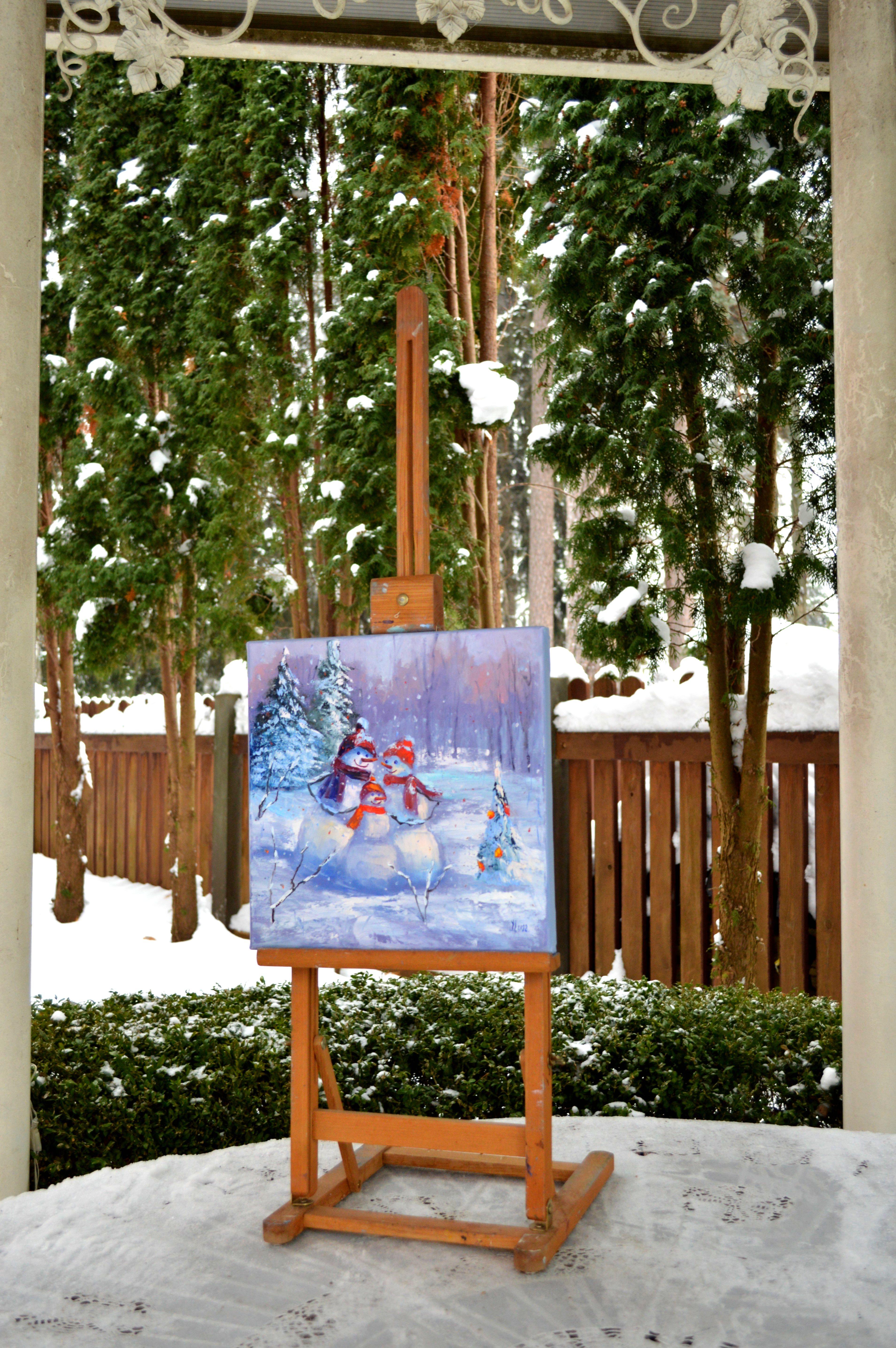 In this oil painting, I've captured the warmth of family ties against the chill of a winter's day. Through impressionistic strokes and an expressionistic palette, I aimed to evoke the joy and tenderness that seasonal traditions can bring. This piece