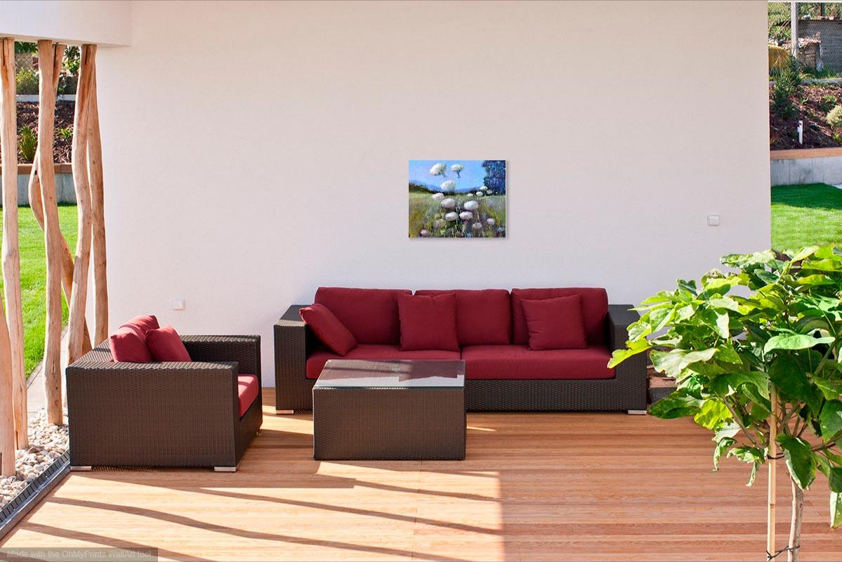 Sommerliche Wildkräuter auf dem Feld im Angebot 7