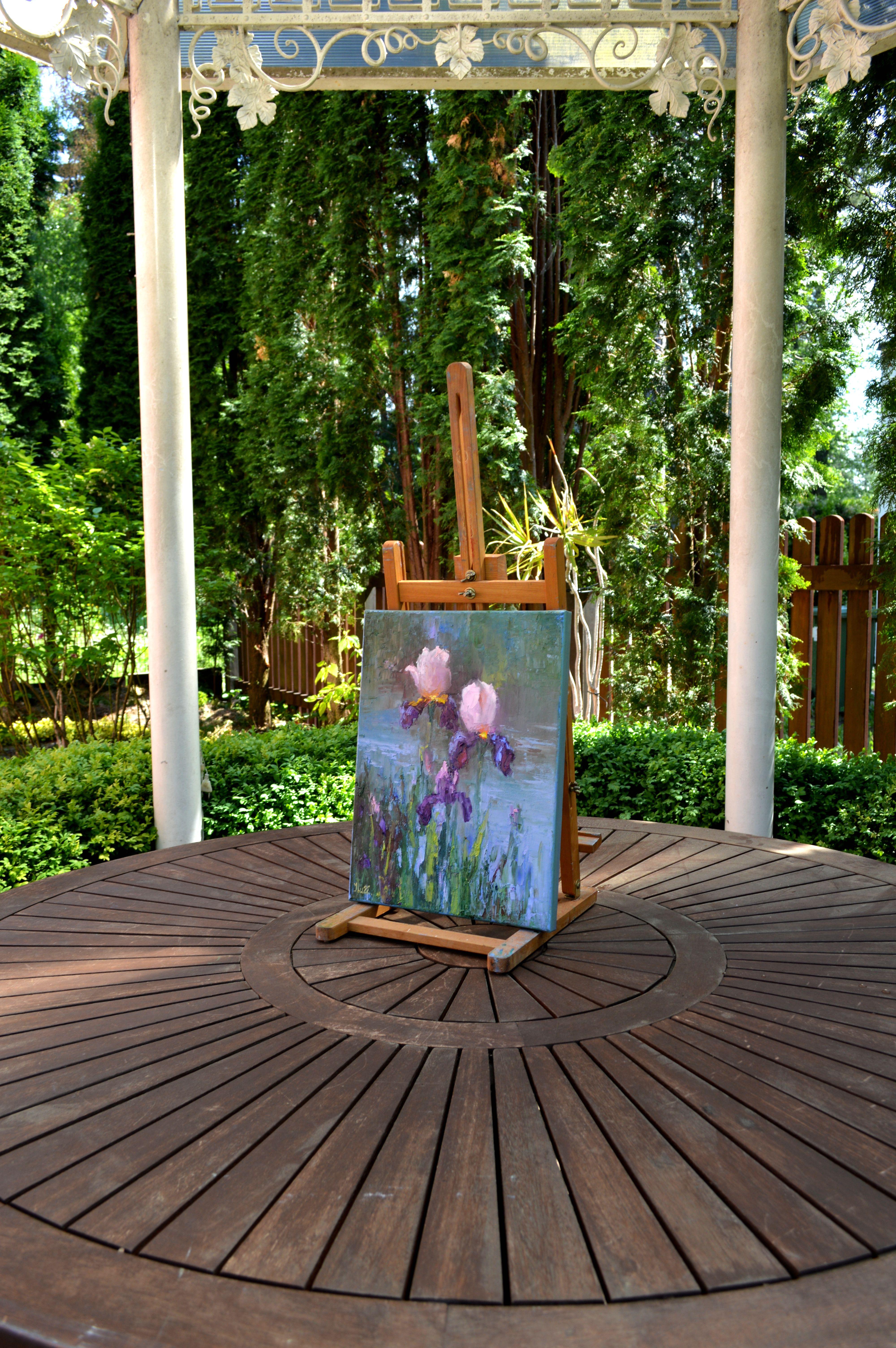 Peinture à l'huile Three Irises by the pond 40X30 en vente 5