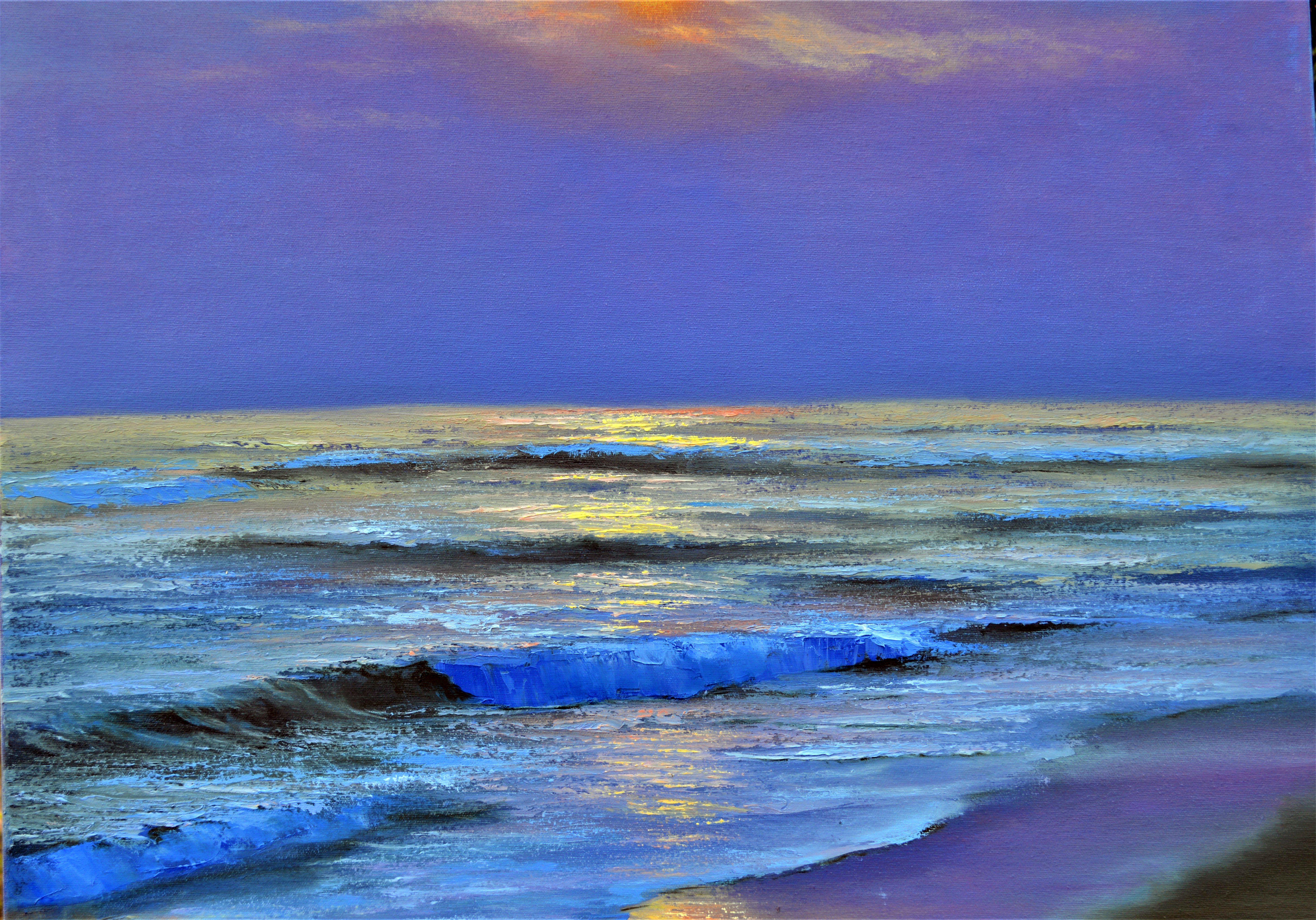 Benvenuto nel mio mondo di colori!  Vivo in riva al mare e spesso mi piace ammirare il tramonto in riva al mare.  Quando guardi il mare, non vedi niente e nessuno intorno a te.   Solo il mare, il cielo, i raggi del sole sull'acqua.   È una