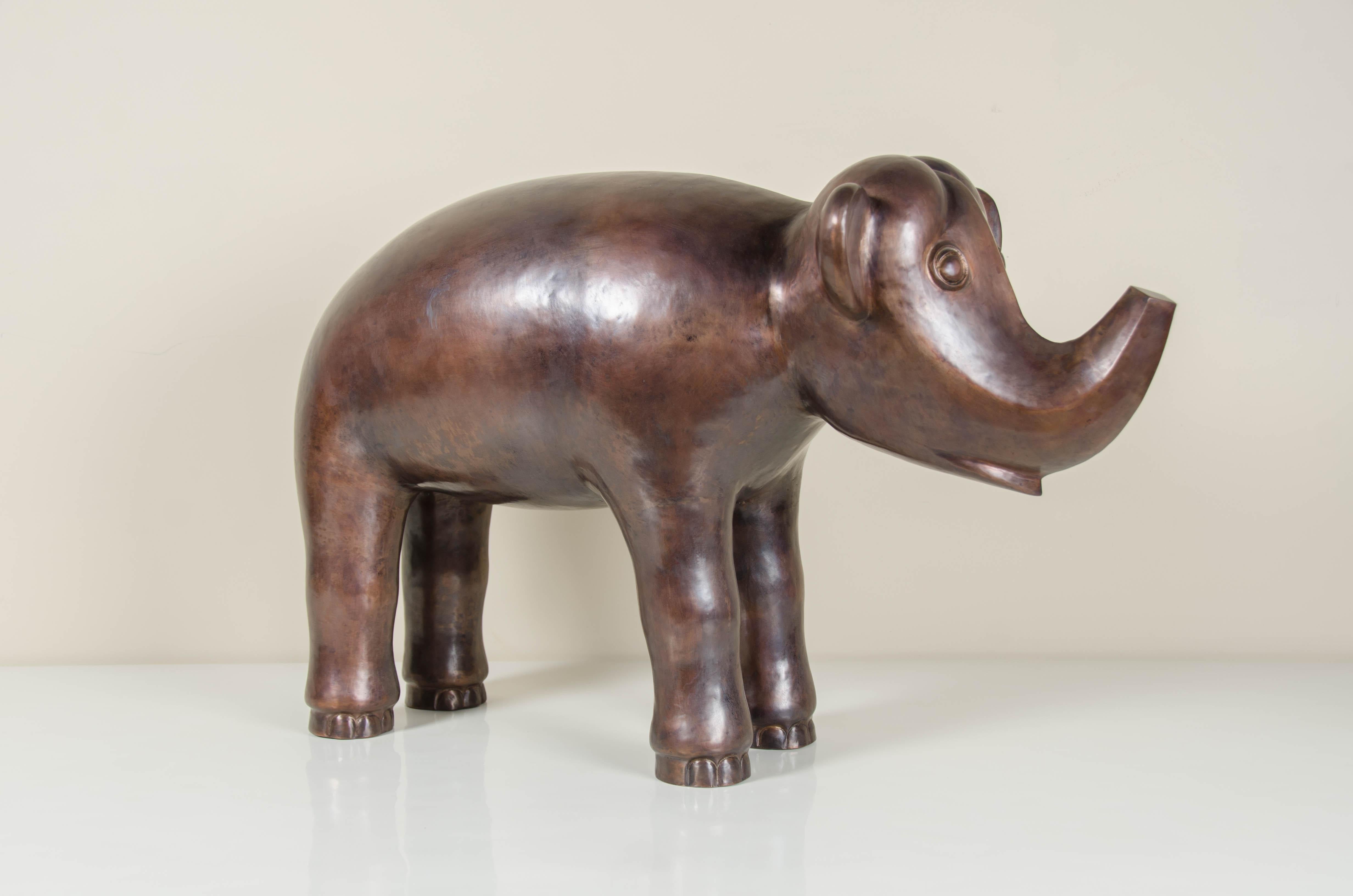 Antiker Elefant, Kupfer von Robert Kuo, Handrepoussé, limitierte Auflage (Repoussé) im Angebot