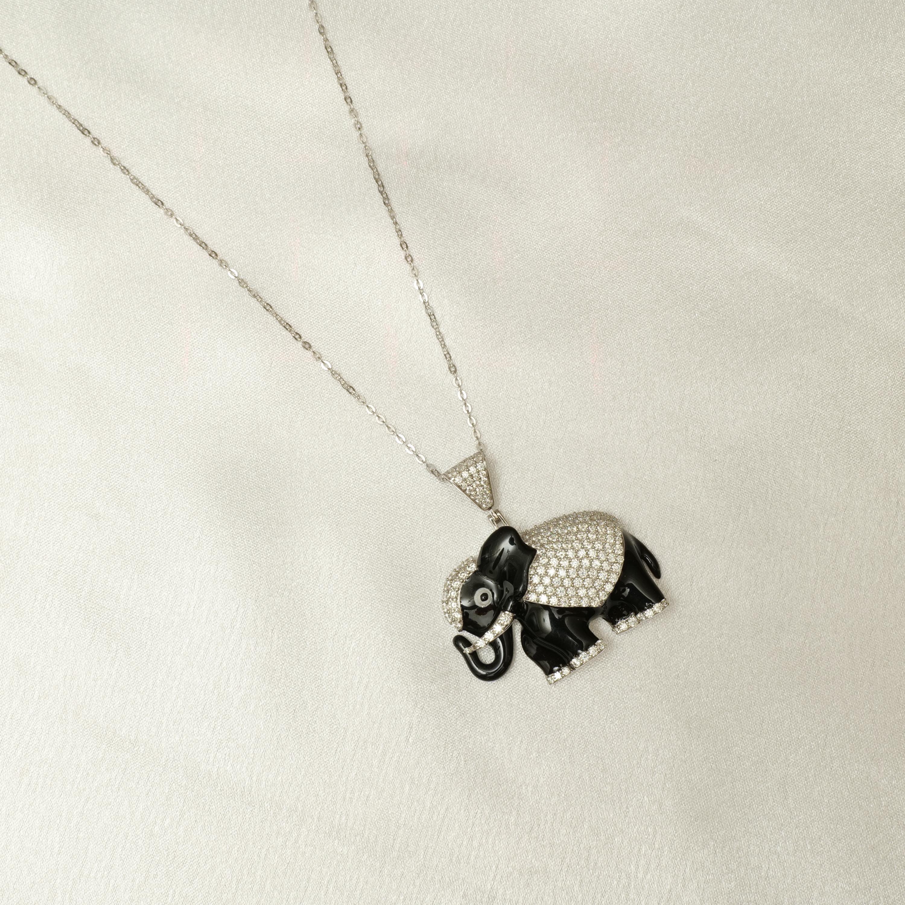 Elephant Black Enamel Diamond Pendant Necklace in 14K Solid Gold (Certified) In New Condition For Sale In New Delhi, DL