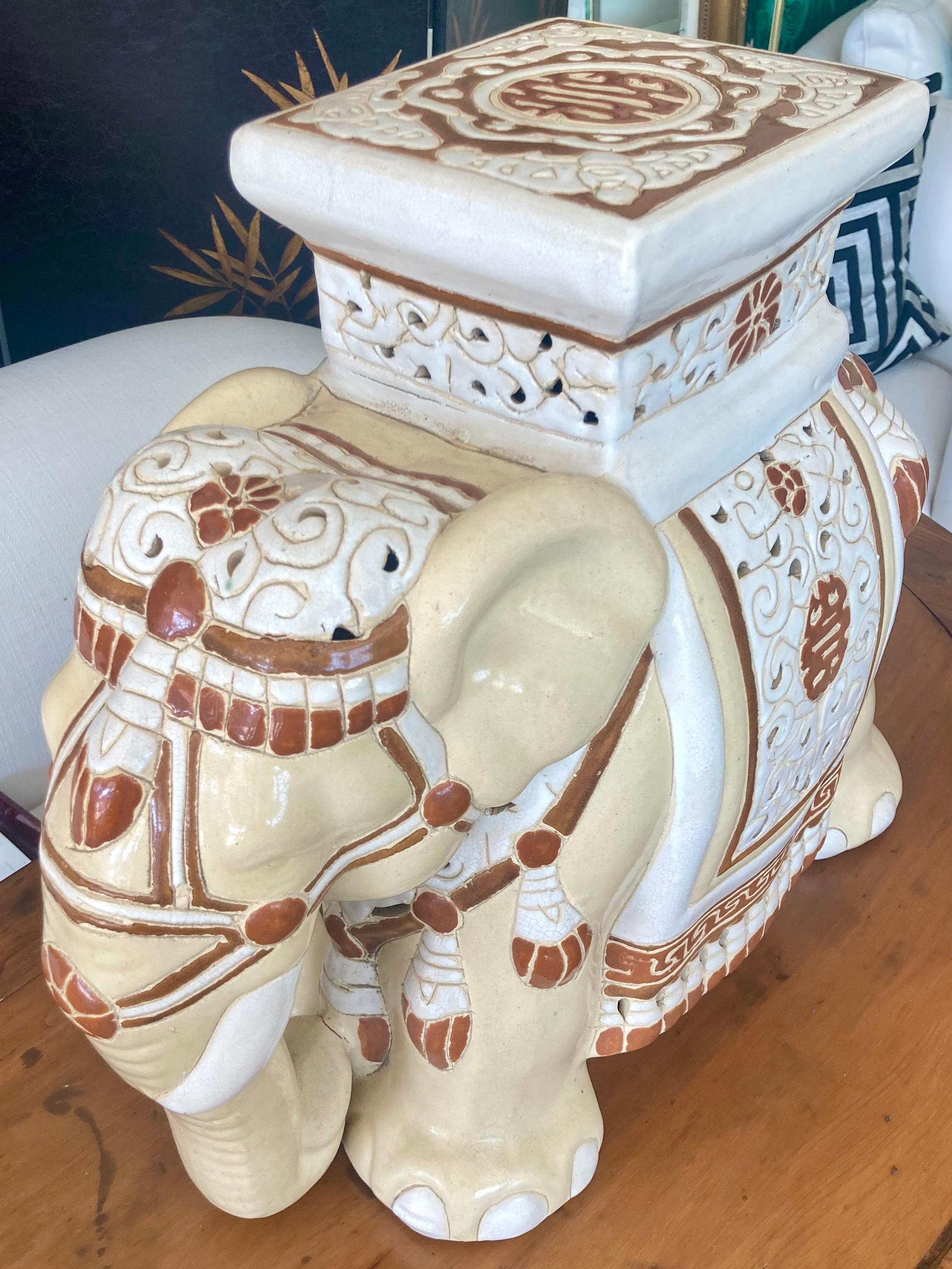 Elephant Blanc and Tan Glazed Ceramic Garden Seat For Sale 1