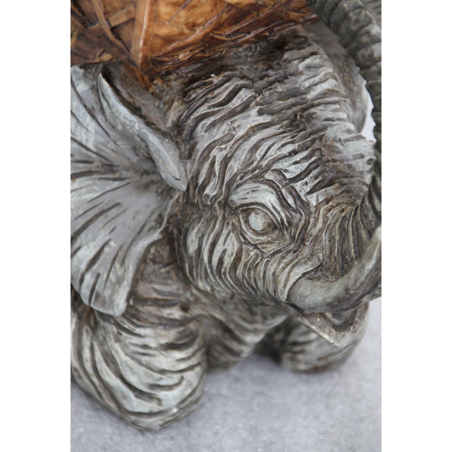 XXIe siècle et contemporain Jardinière décorative éléphant en vente