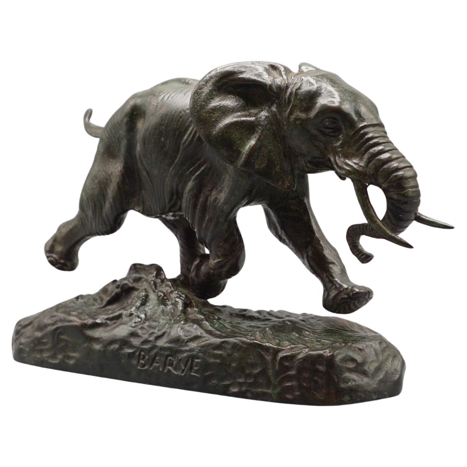 Sculpture en bronze de la fin du XIXe siècle d'Antoine-Louis Barye 'Elephant Du Senegal'.
