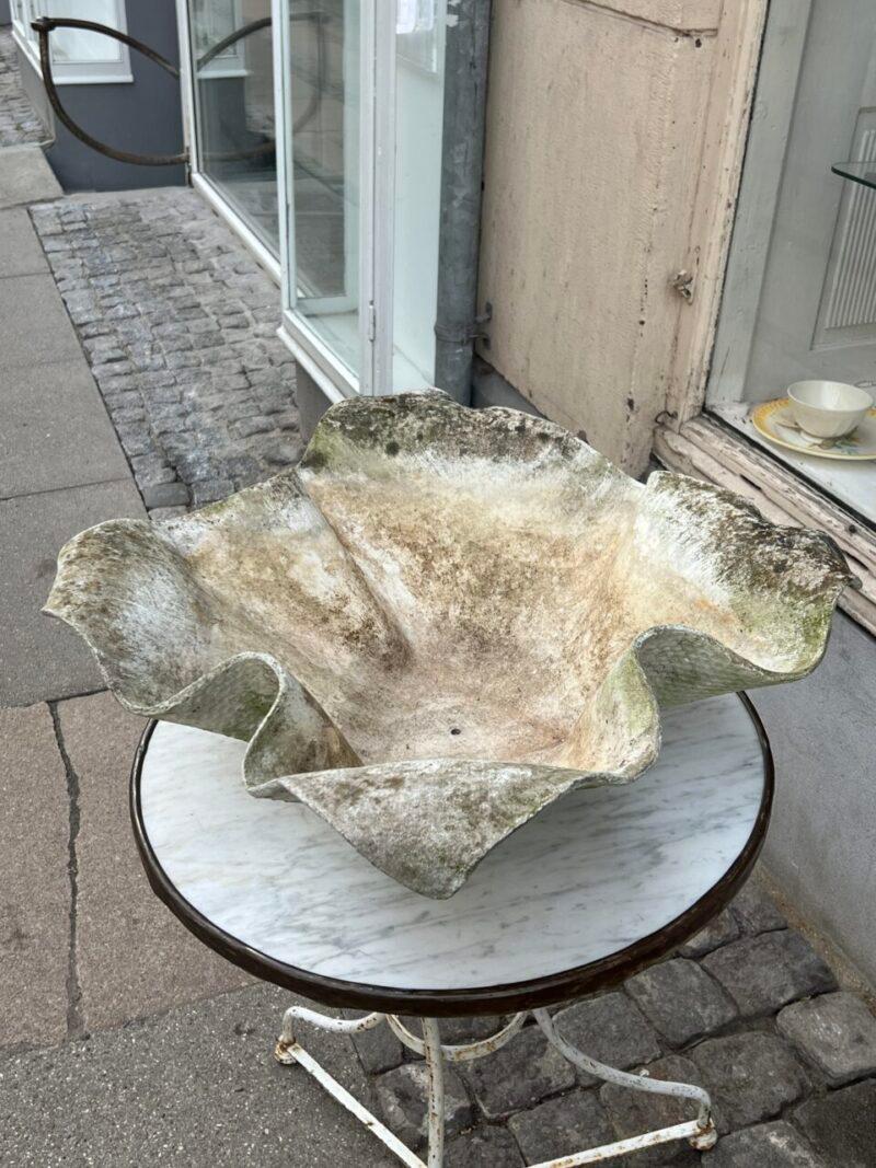 Swiss Elephant Ear Garden Planter, Willy Guhl For Sale