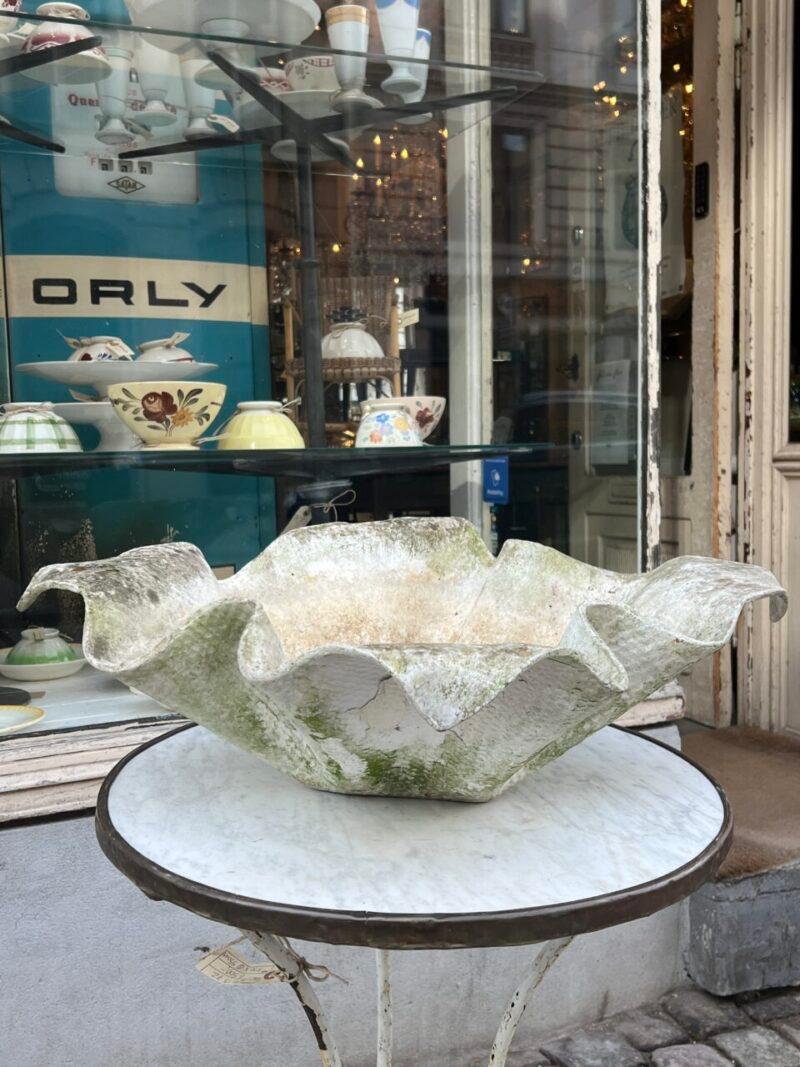 Elephant Ear Garden Planter, Willy Guhl In Good Condition For Sale In Copenhagen K, DK