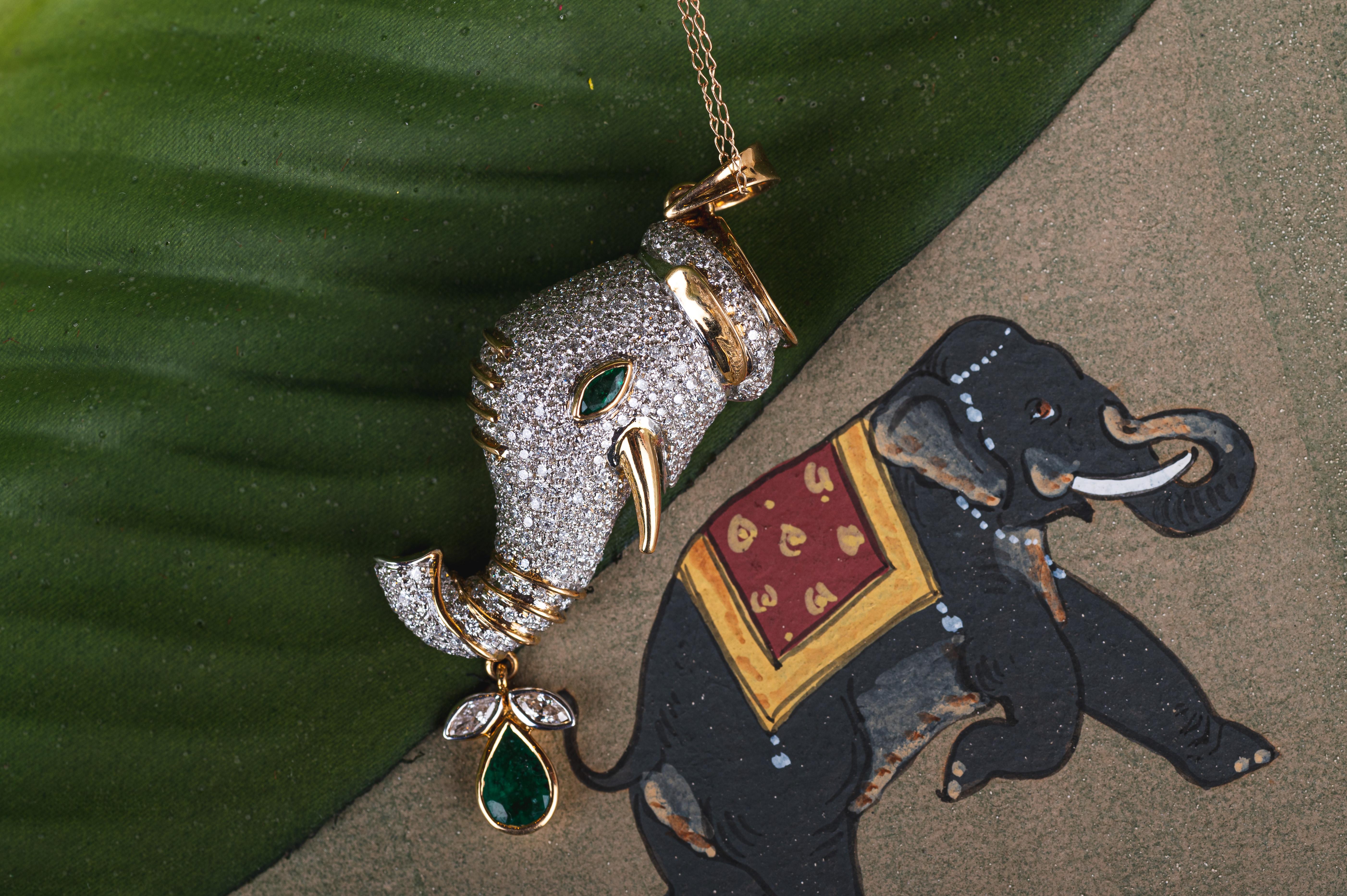 Artisan Emerald Diamond Elephant Pendant in 18kt Solid Yellow Gold For Sale