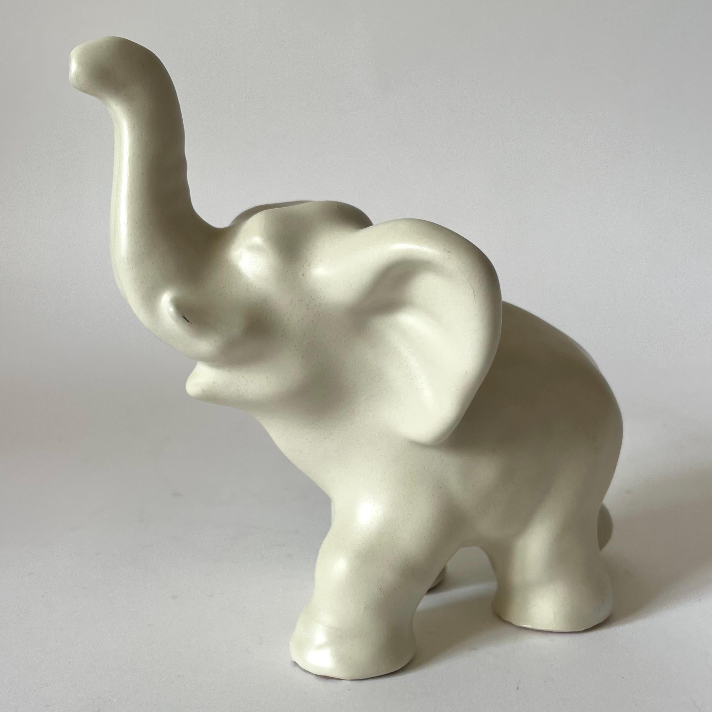 Elephant Family by Vicke Lindstrand for Upsala-Ekeby, Sweden, 1940s en vente 1