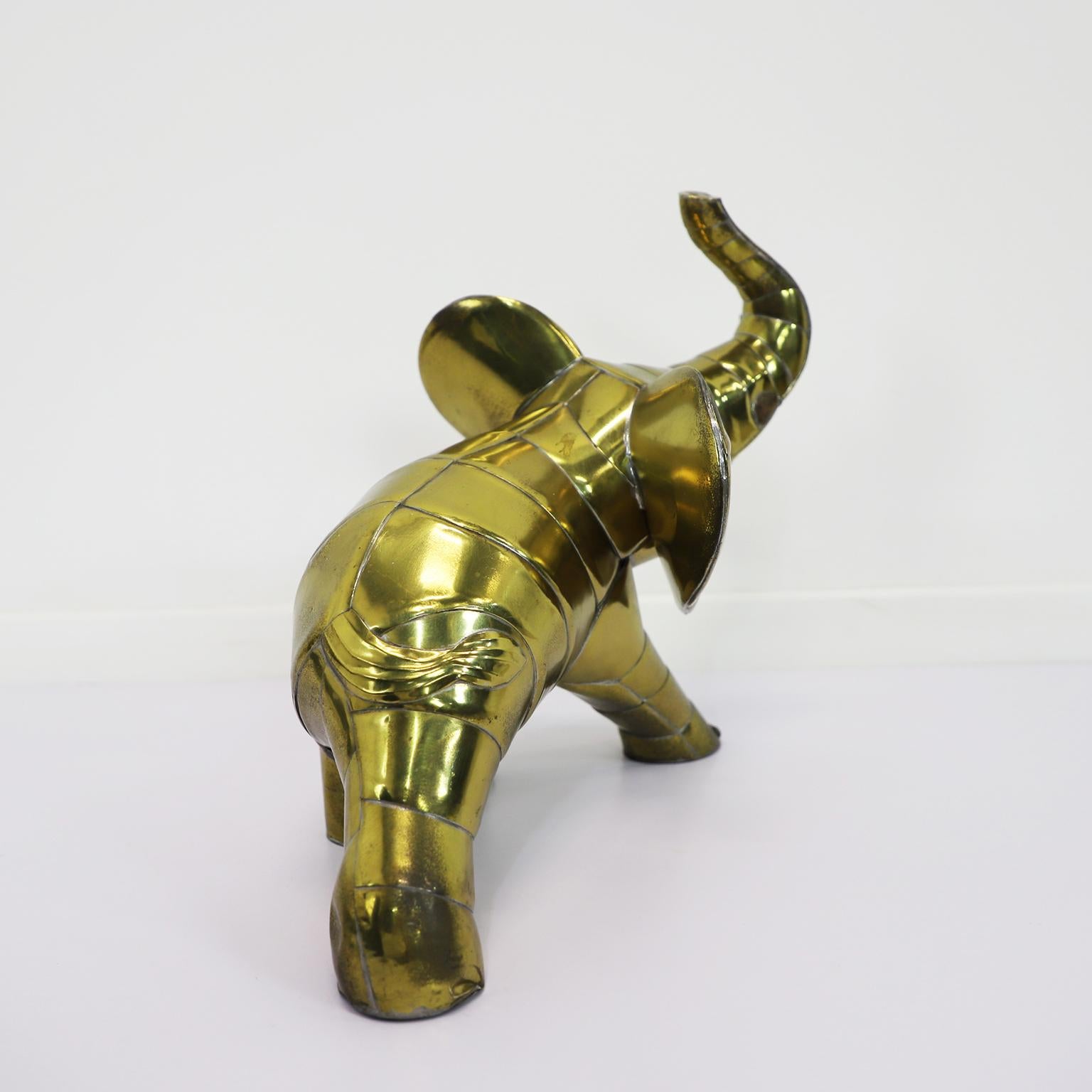 Mid-Century Modern Figure d'éléphant dans le style de Sergio Bustamante en vente