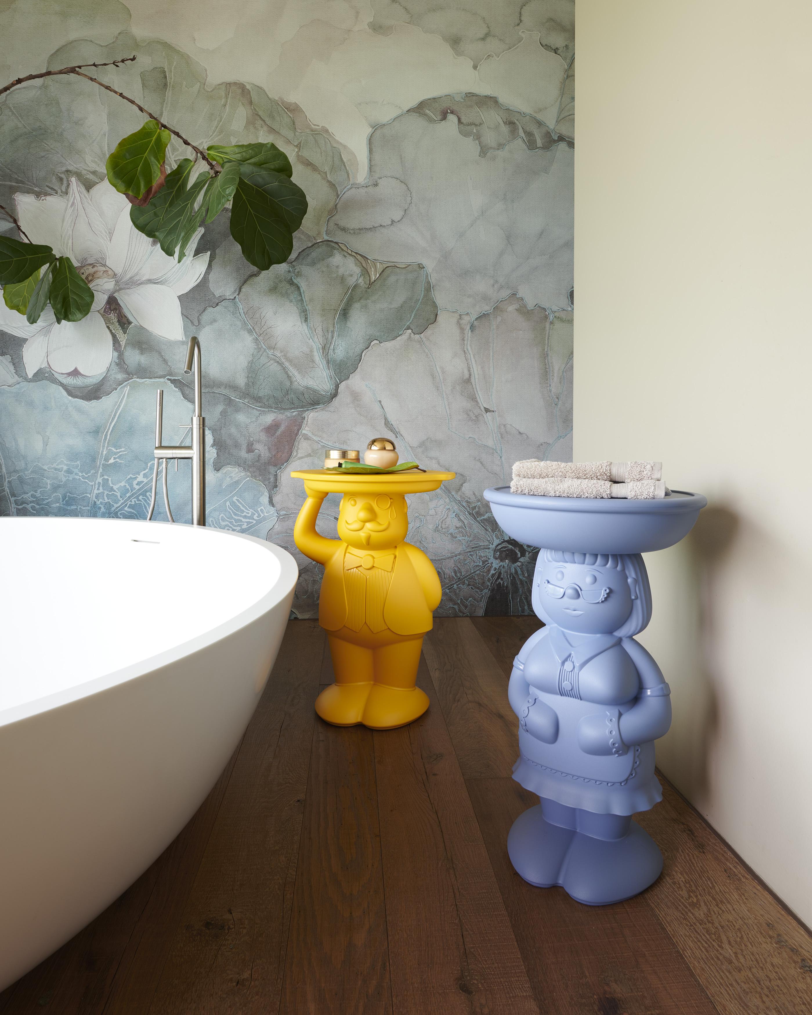 Elefantengrauer Amanda Beistelltisch von Favaretto&Partners (Italienisch) im Angebot