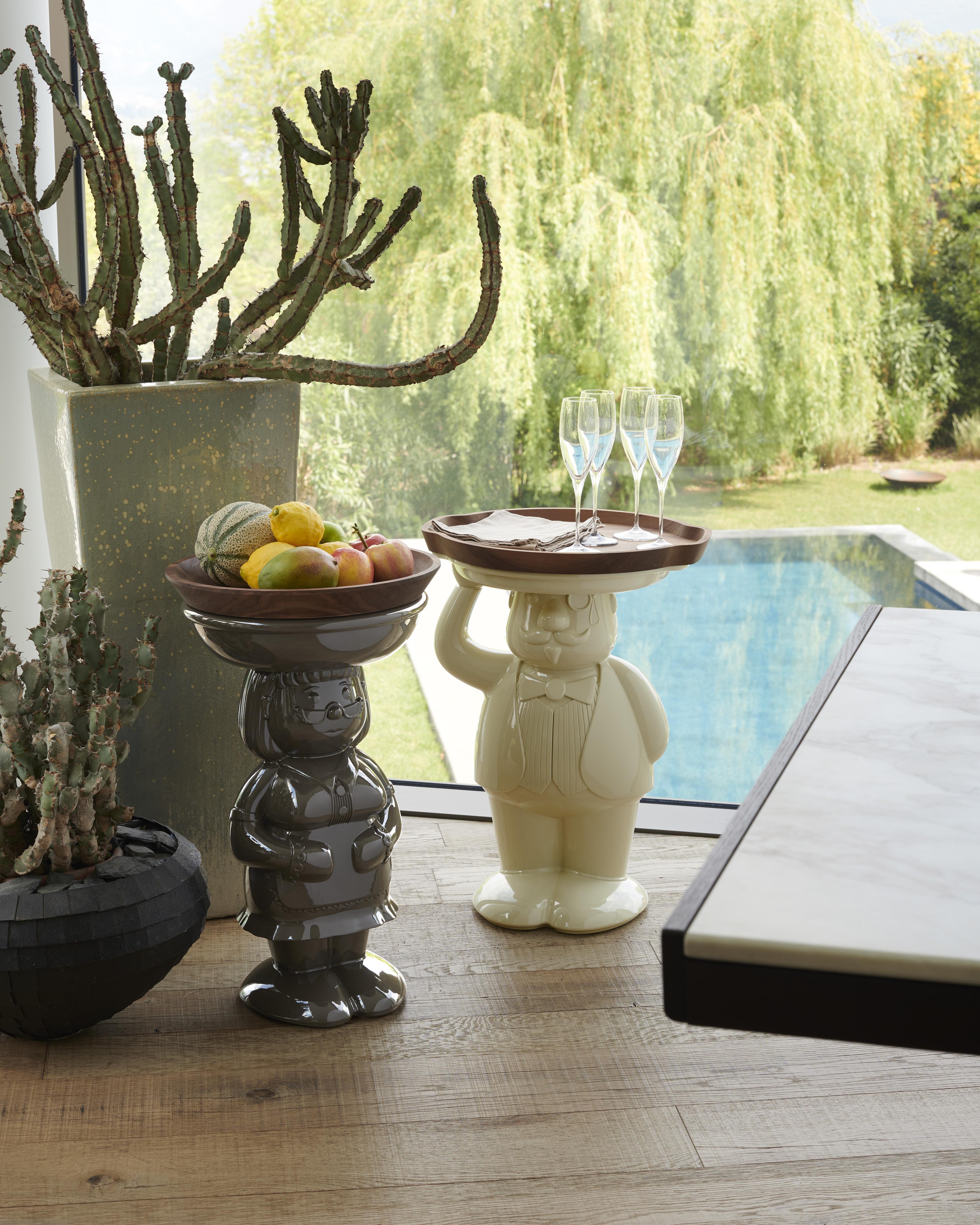 Elefantengrauer Amanda Beistelltisch von Favaretto&Partners (Sonstiges) im Angebot