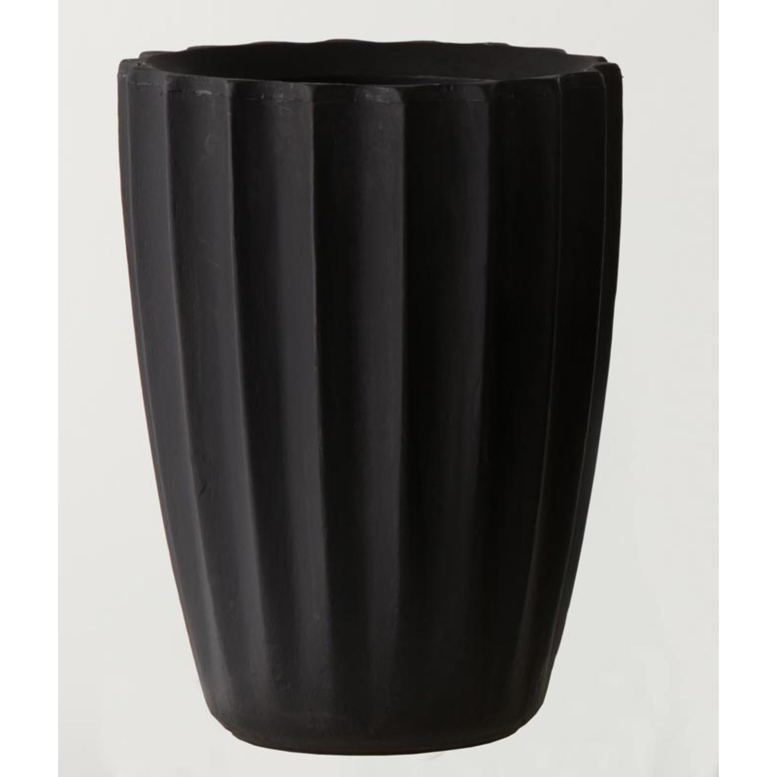 Elefantengrauer 45-Topf mit Sternmotiv von SLIDE Studio (Sonstiges) im Angebot