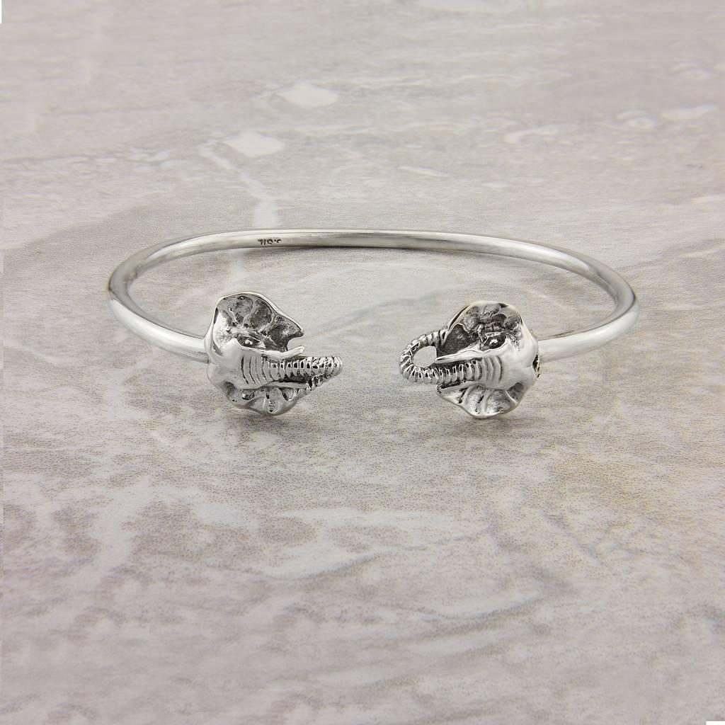 Elephant Head Bangle in Sterling Silver In New Condition For Sale In London, GB