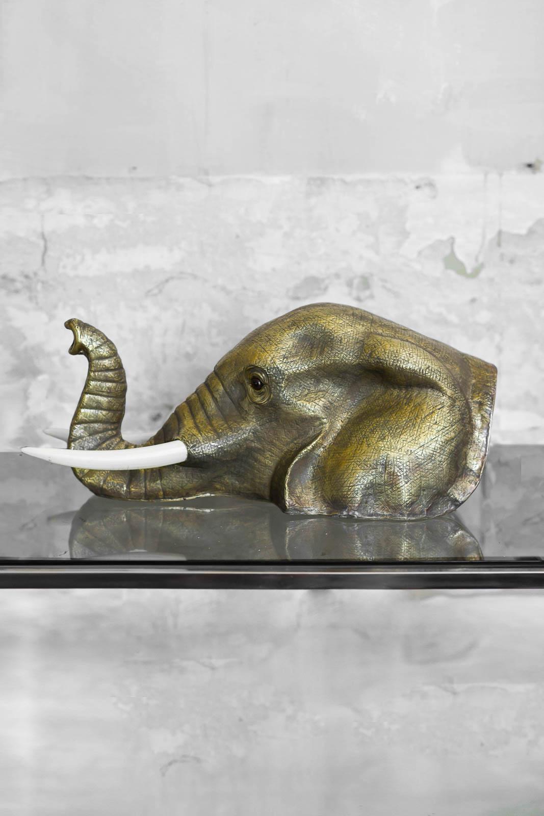 Ottone Testa di elefante in ottone realizzata a mano, Edizioni Molto in vendita