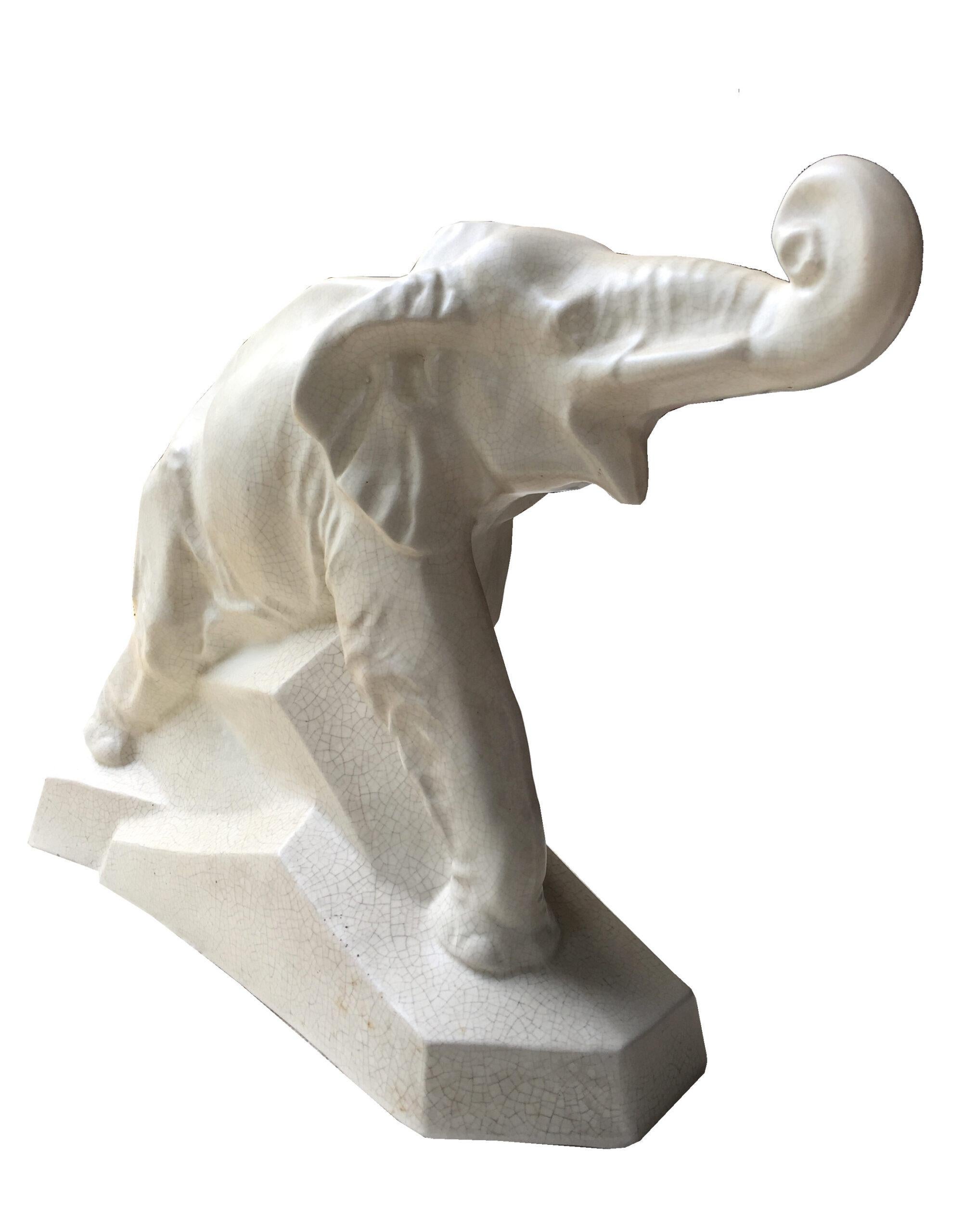 Milieu du XXe siècle Elephant in ceramics en vente