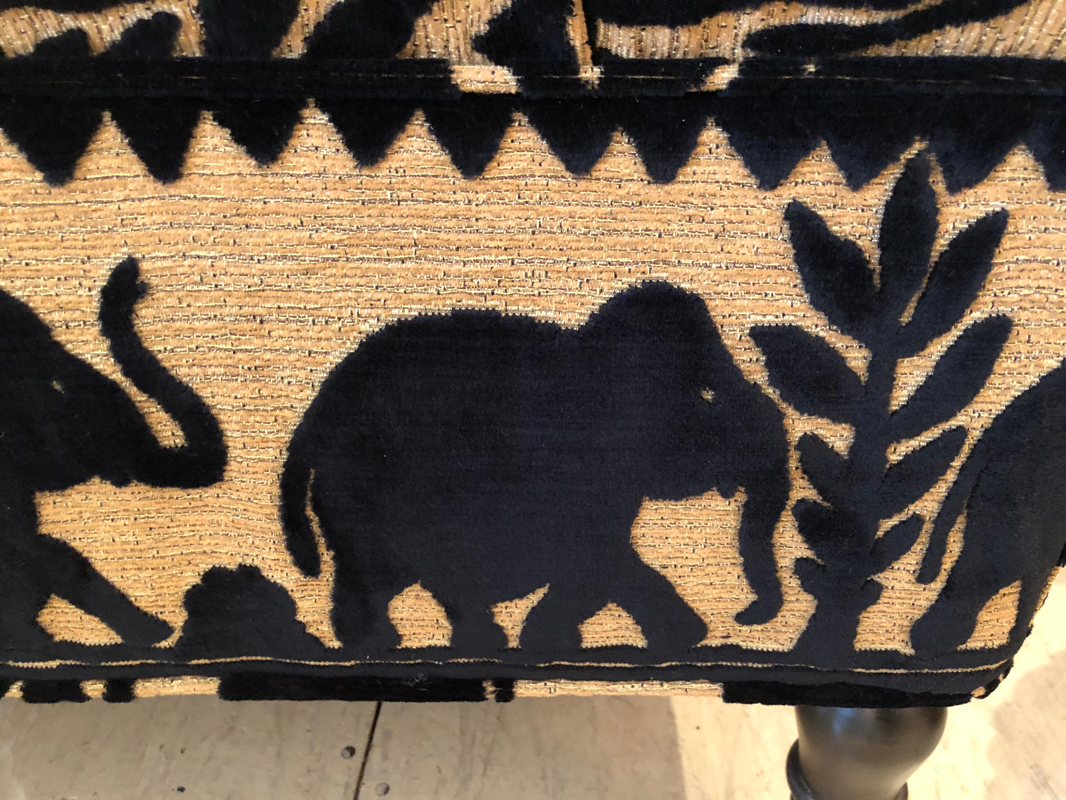 Elephant Motif Tufted Ottoman 7