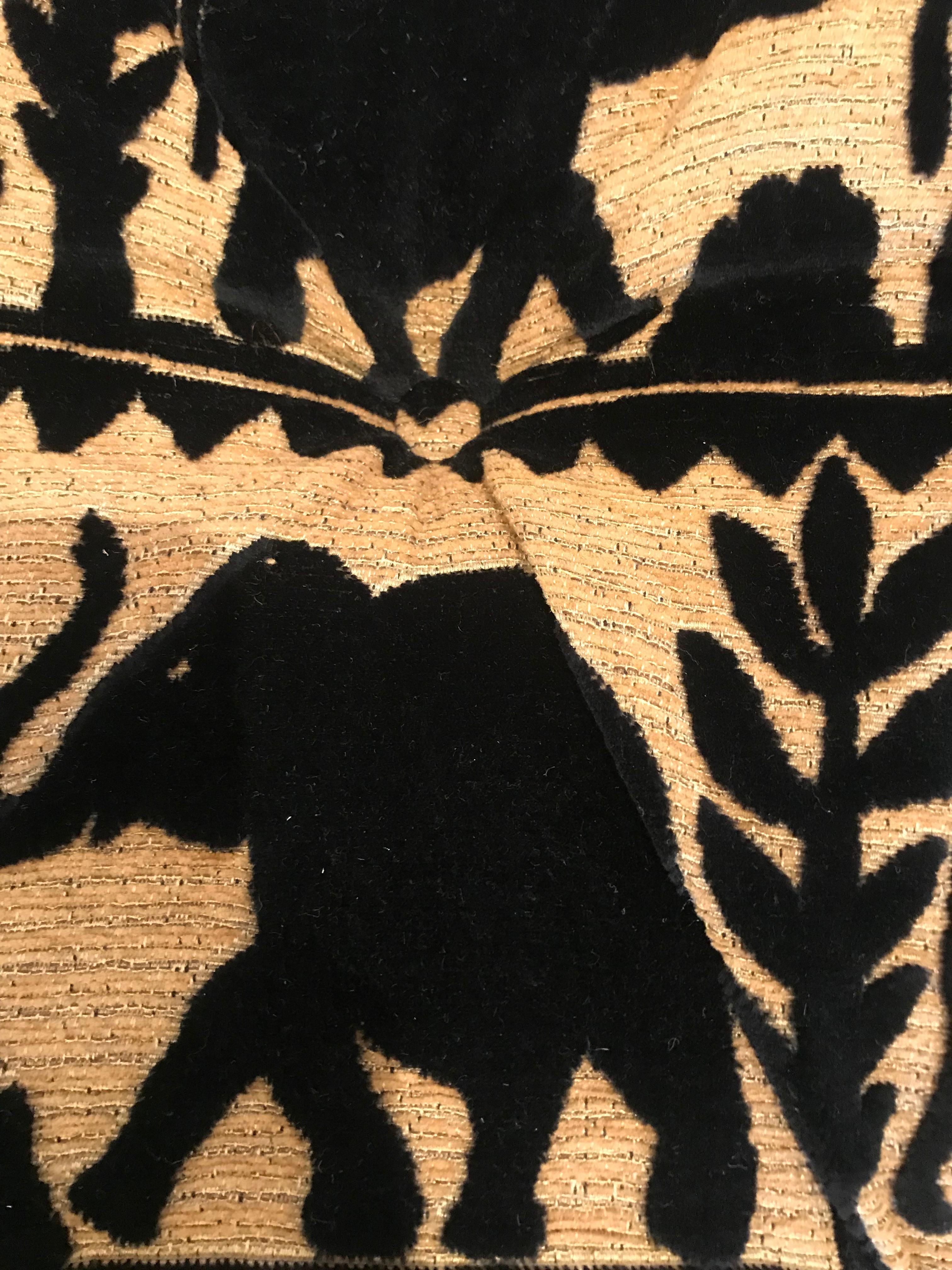 Elephant Motif Tufted Ottoman 2