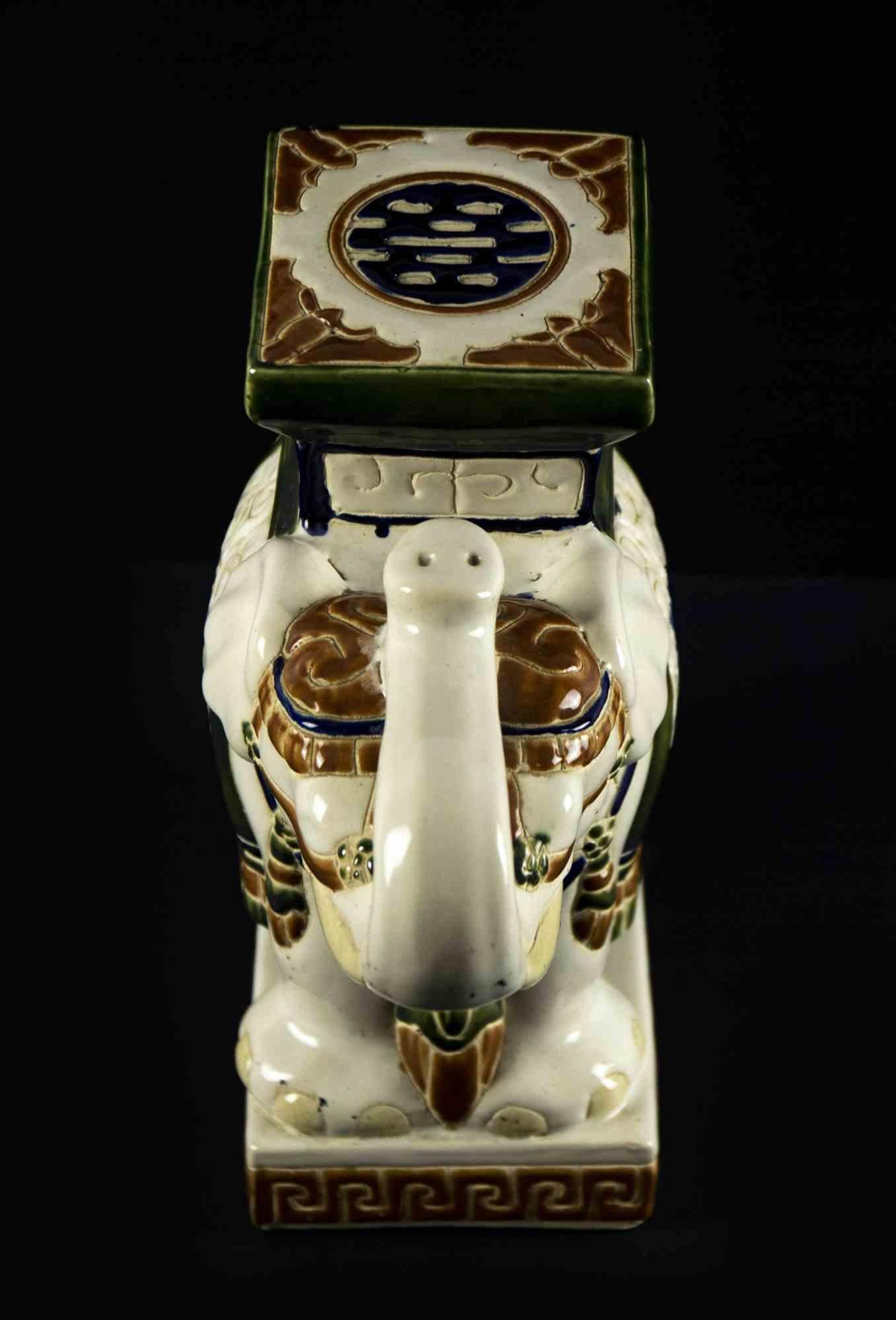 Éléphant de la bonne chance, sculpture en céramique vintage, années 1970 Bon état - En vente à Roma, IT