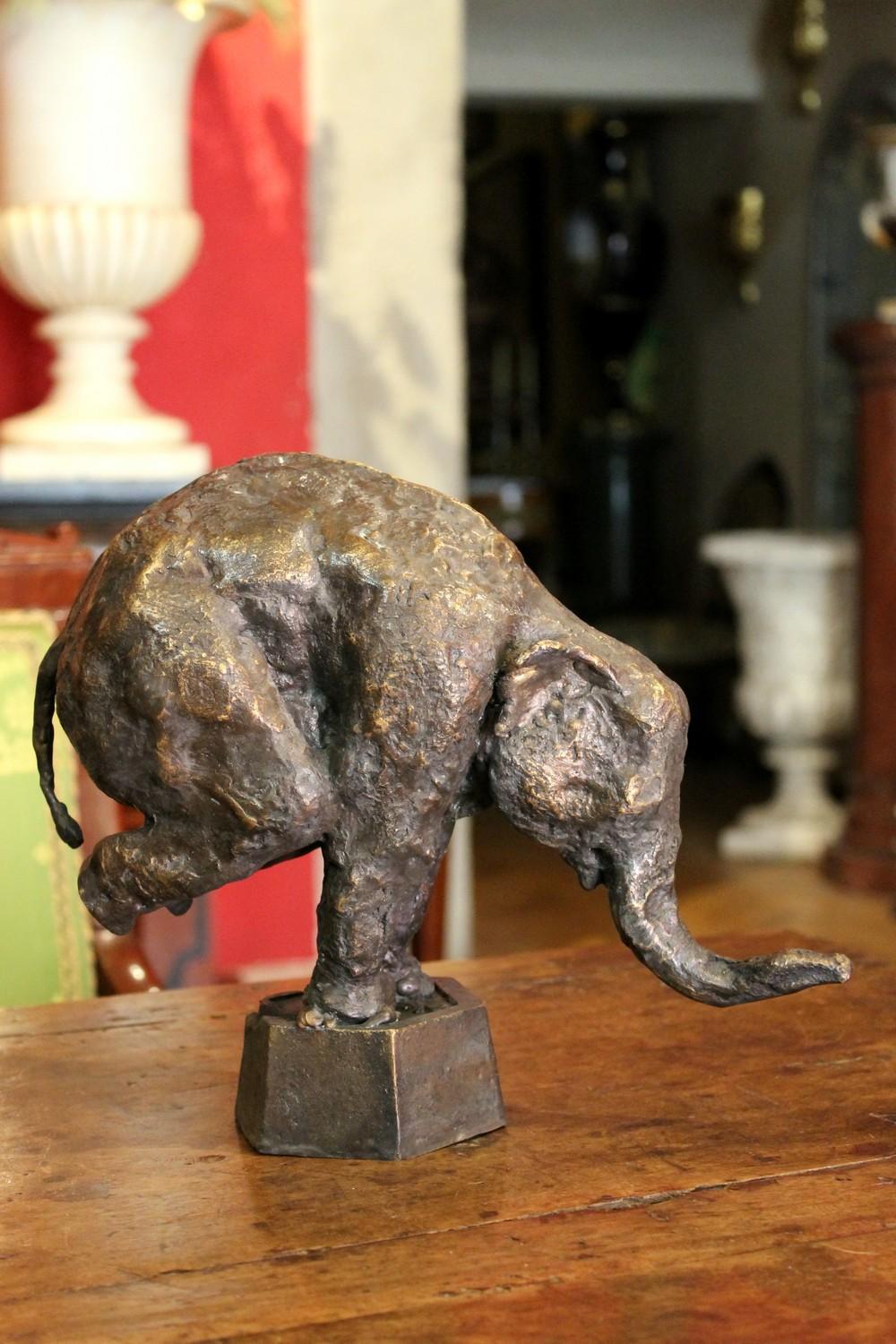 Elephant on Iron Pedestal, Lost Wax Casting Parcel-Gilt Patina Bronze Sculpture For Sale 12