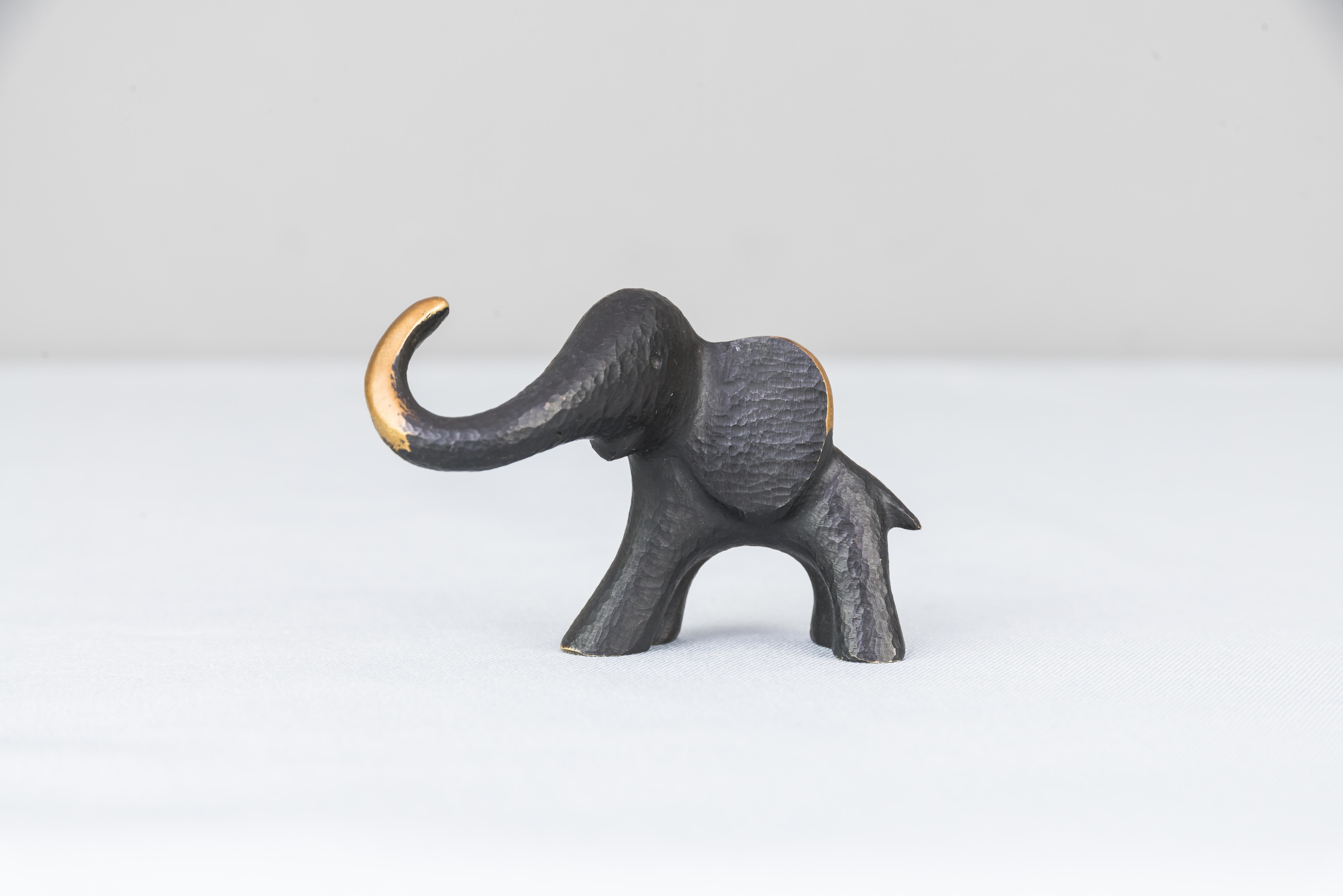 Elephant Ring Holder Figurine by Herha Baller In Good Condition In Wien, AT