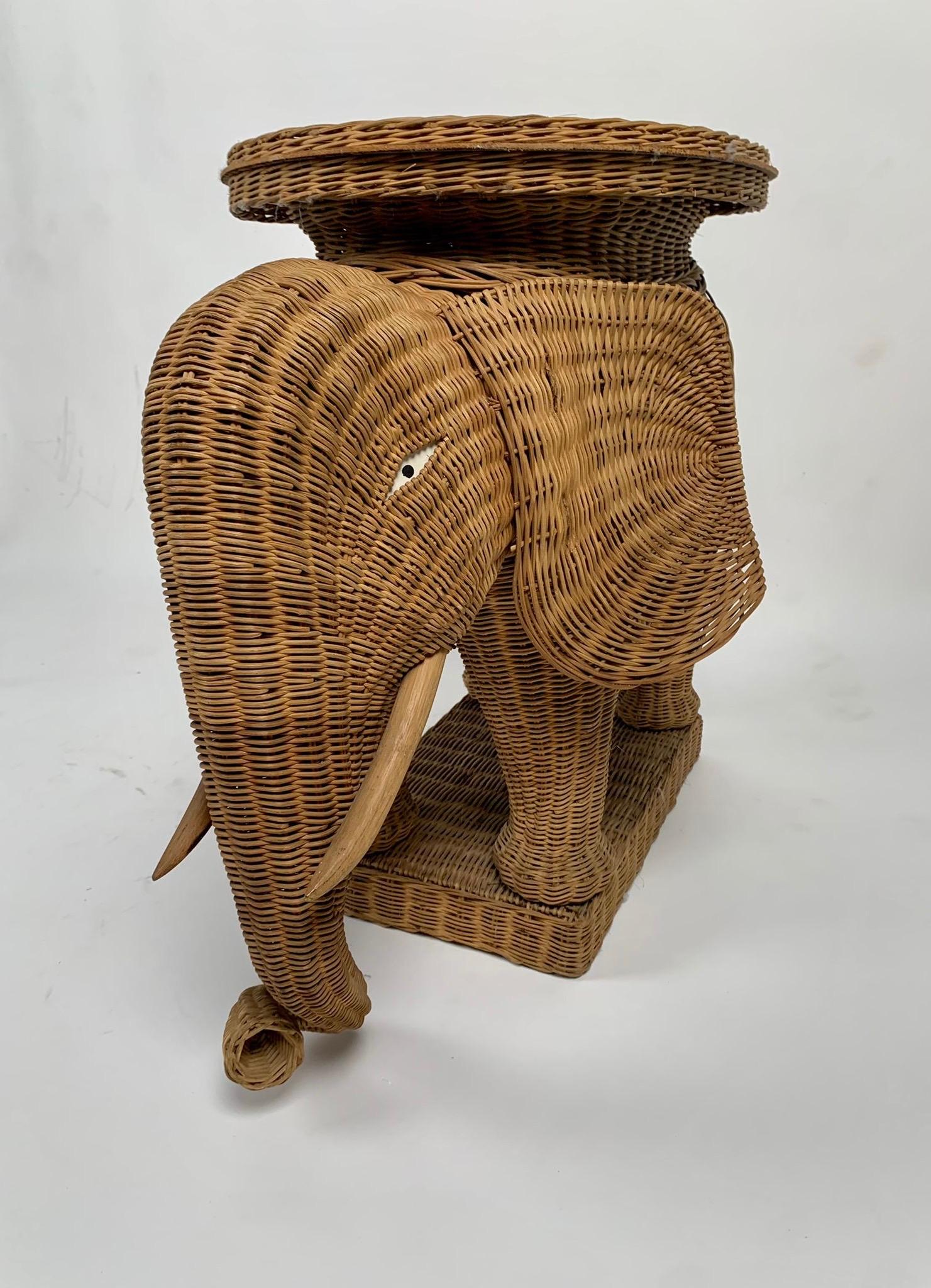 Elephant-shaped wicker table made by Vivai del Sud, Italy, 1970s

Elephant-shaped wicker table produced by the historic Italian company Vivai del Sud in the 1970s. 

Very good condition, slight signs of time, visible in photo.
Measurements 72 x 38 x