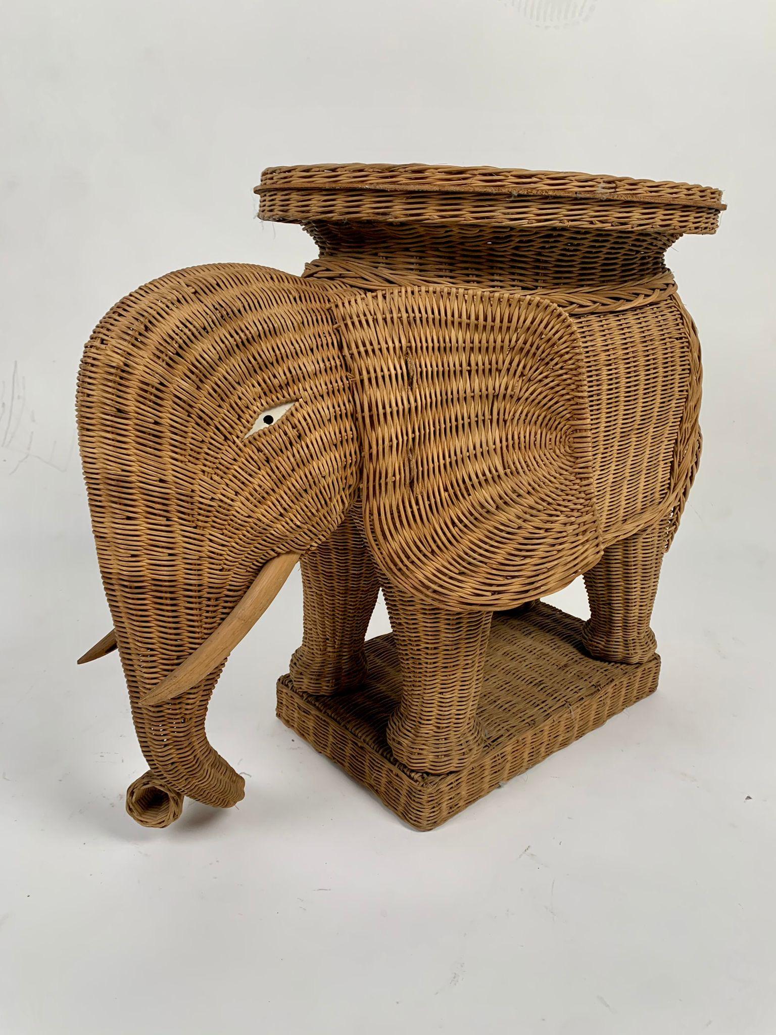 Italian Elephant-shaped wicker table made by Vivai del Sud, Italy, 1970s For Sale