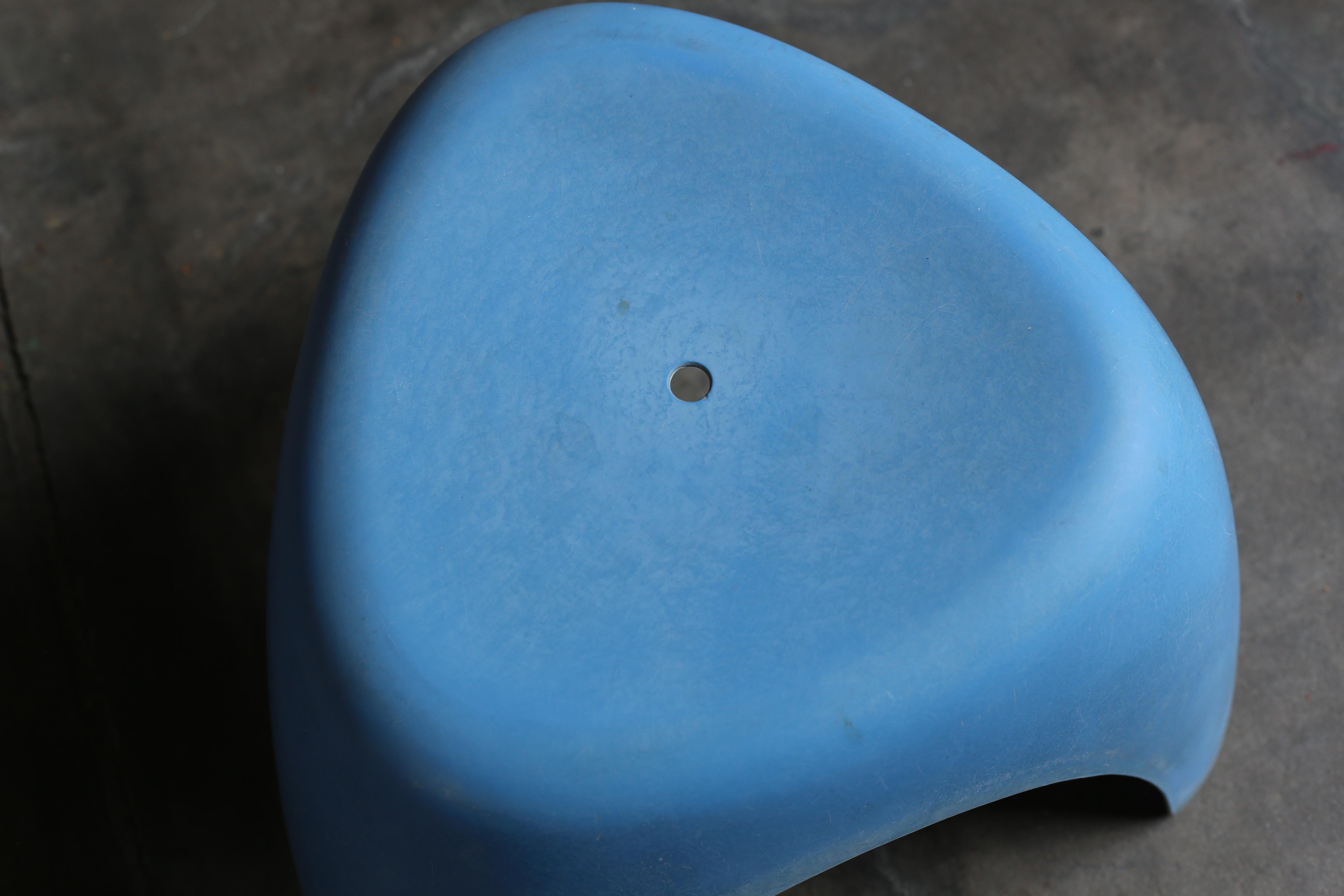 Elephant Stool by Sori Yanagi for Kotobuki In Good Condition In Sammu-shi, Chiba