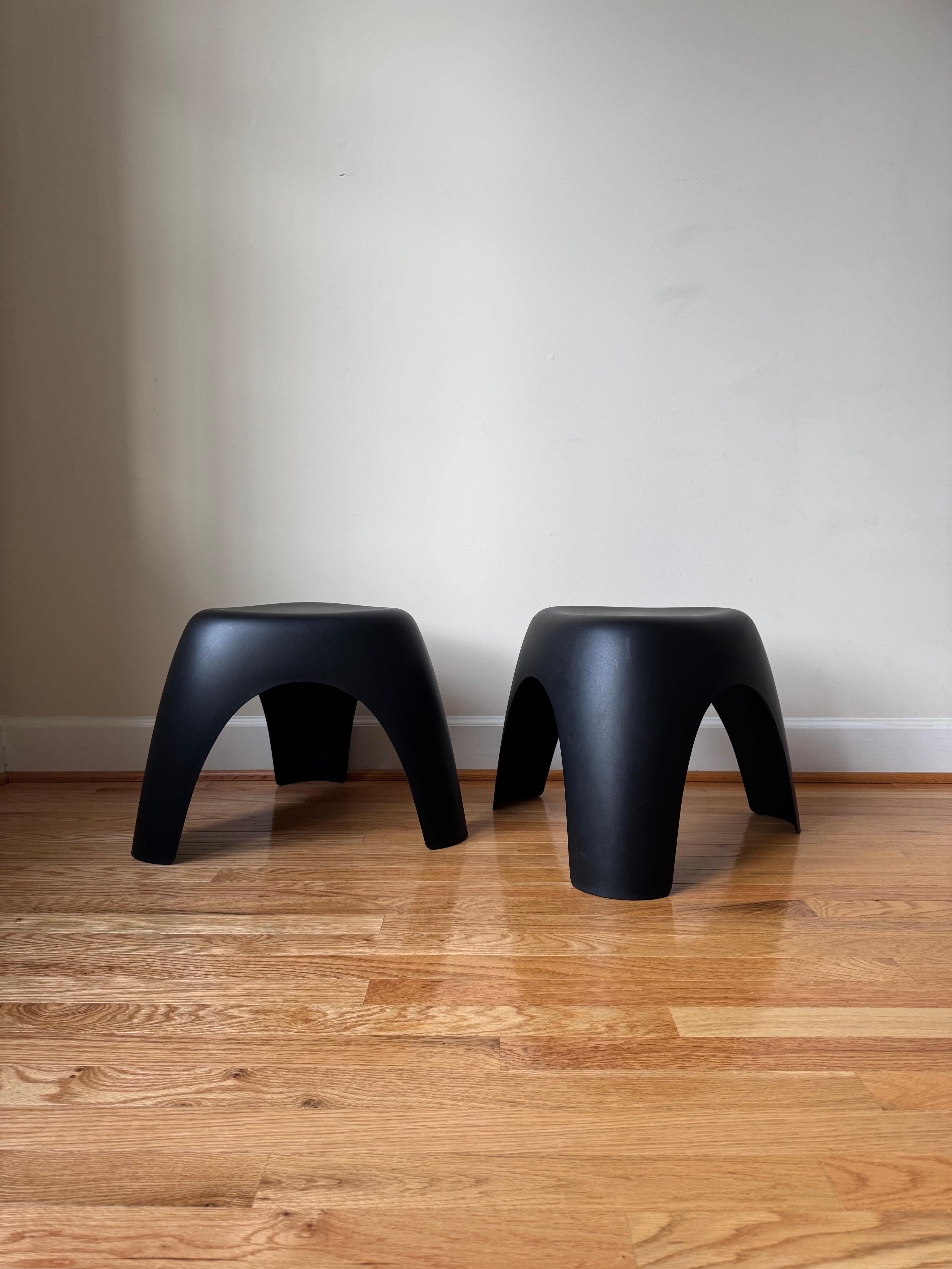 Mid-Century moderno Sgabello Elephant di Sori Yanagi per Vitra in vendita