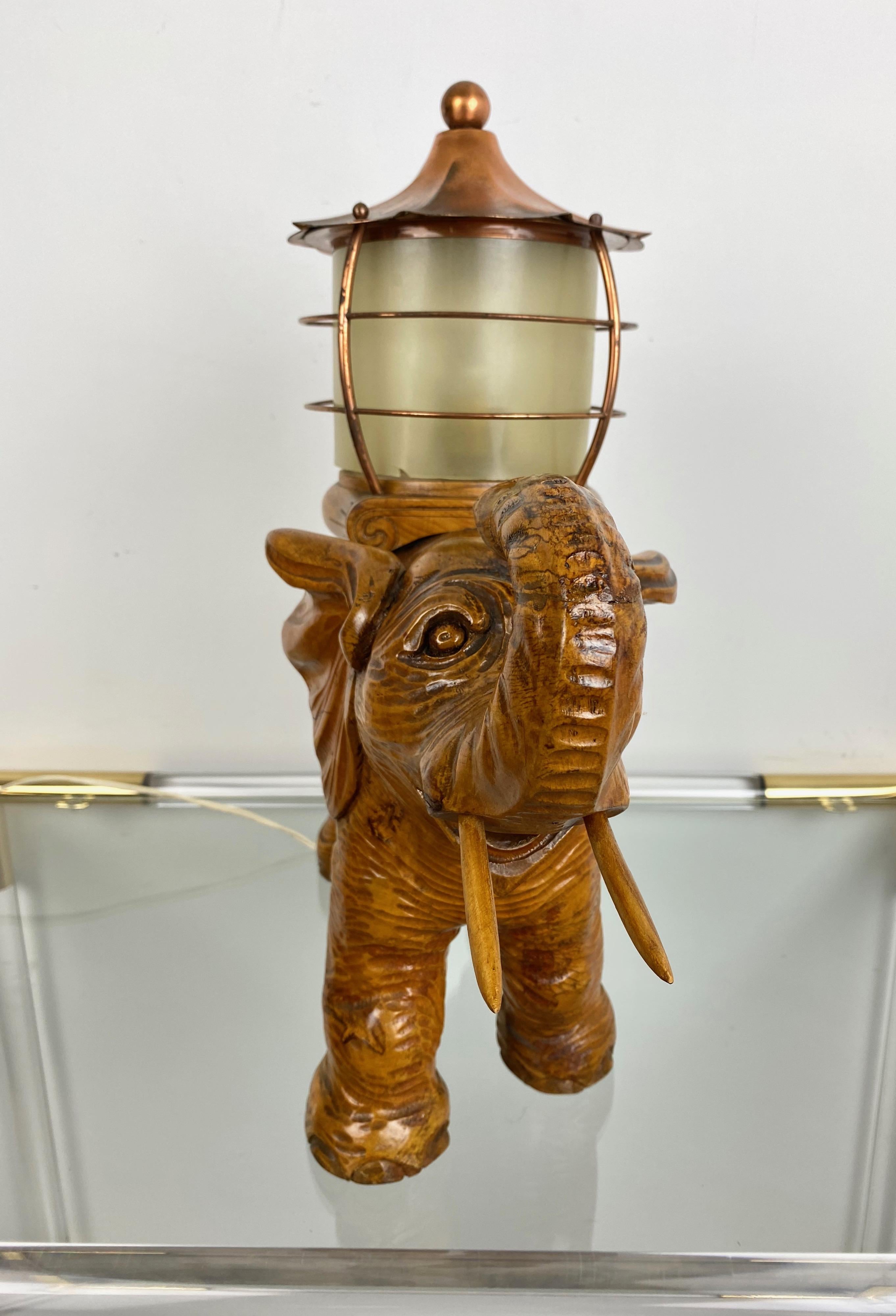 Elephant Table Lamp Hand Carved Wood and Copper Aldo Tura for Macabo Italy 1950s In Good Condition For Sale In Rome, IT